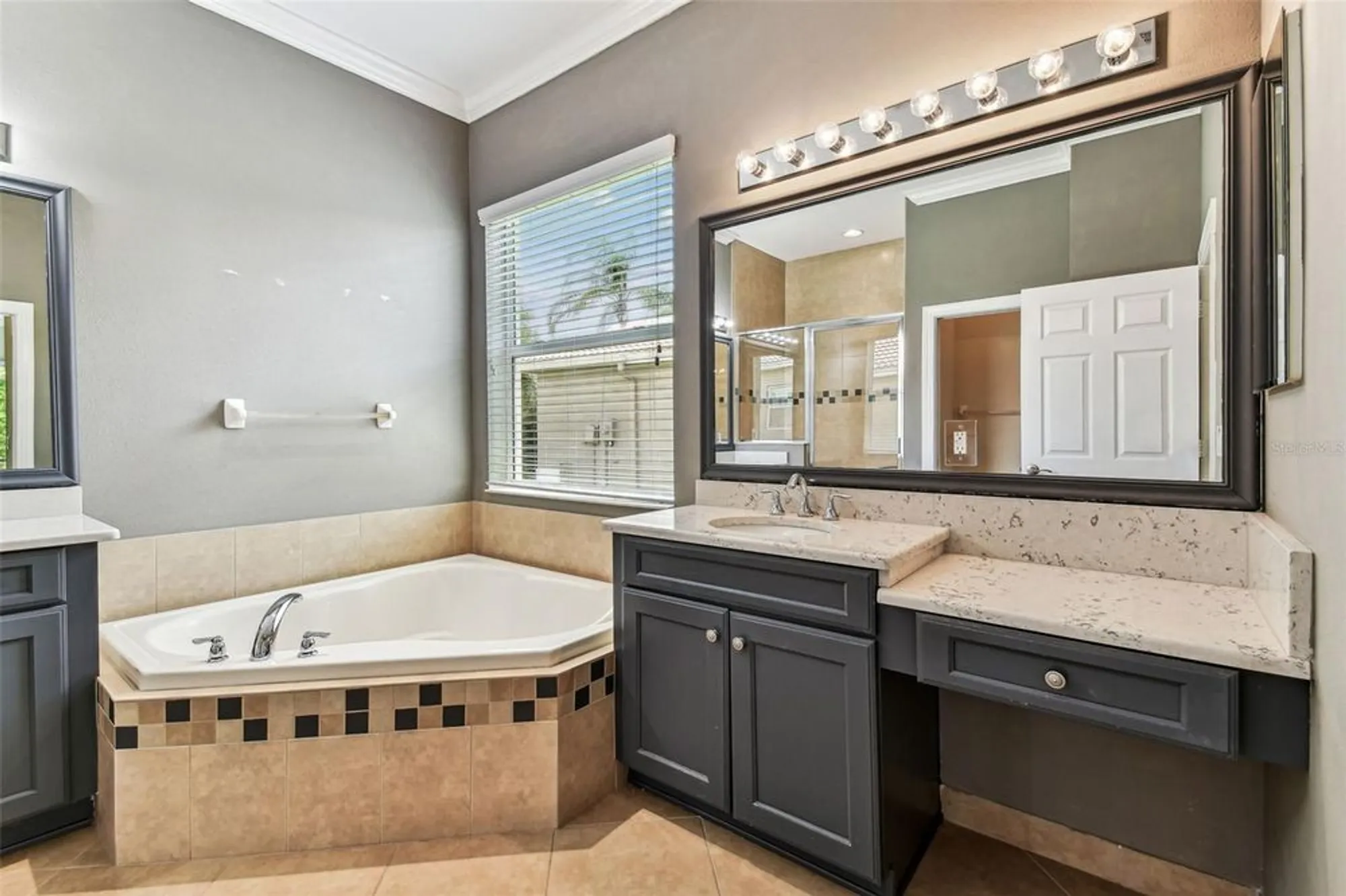 Property Slideshow image 41 of 100 | 16101 cape coral dr, Wimauma, FL, 33598