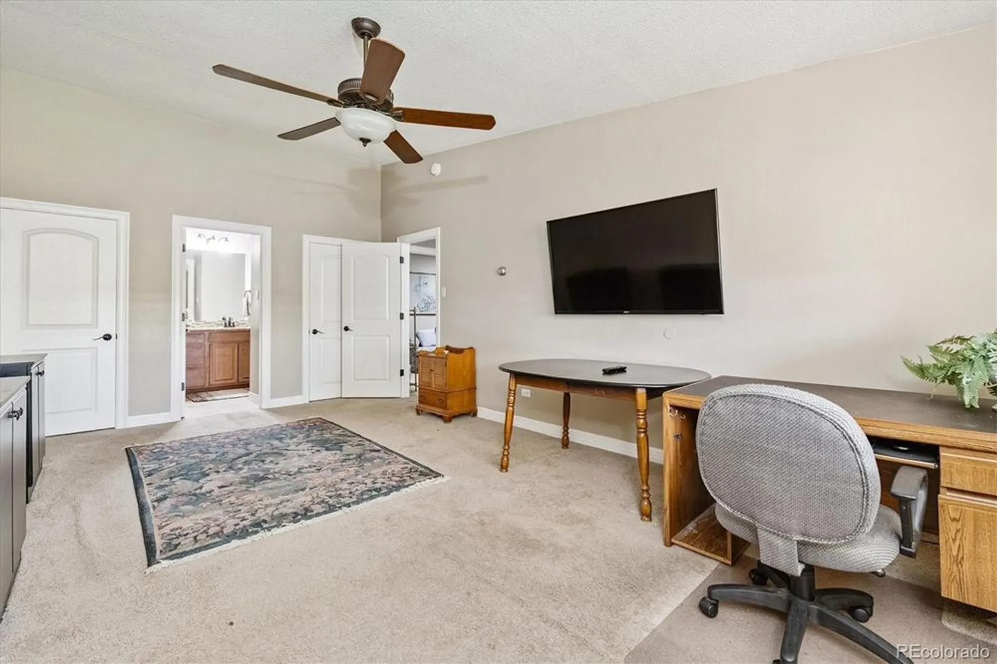 Property Slideshow image 17 of 50 | 605 s alton way apt 8d, Denver, CO, 80247