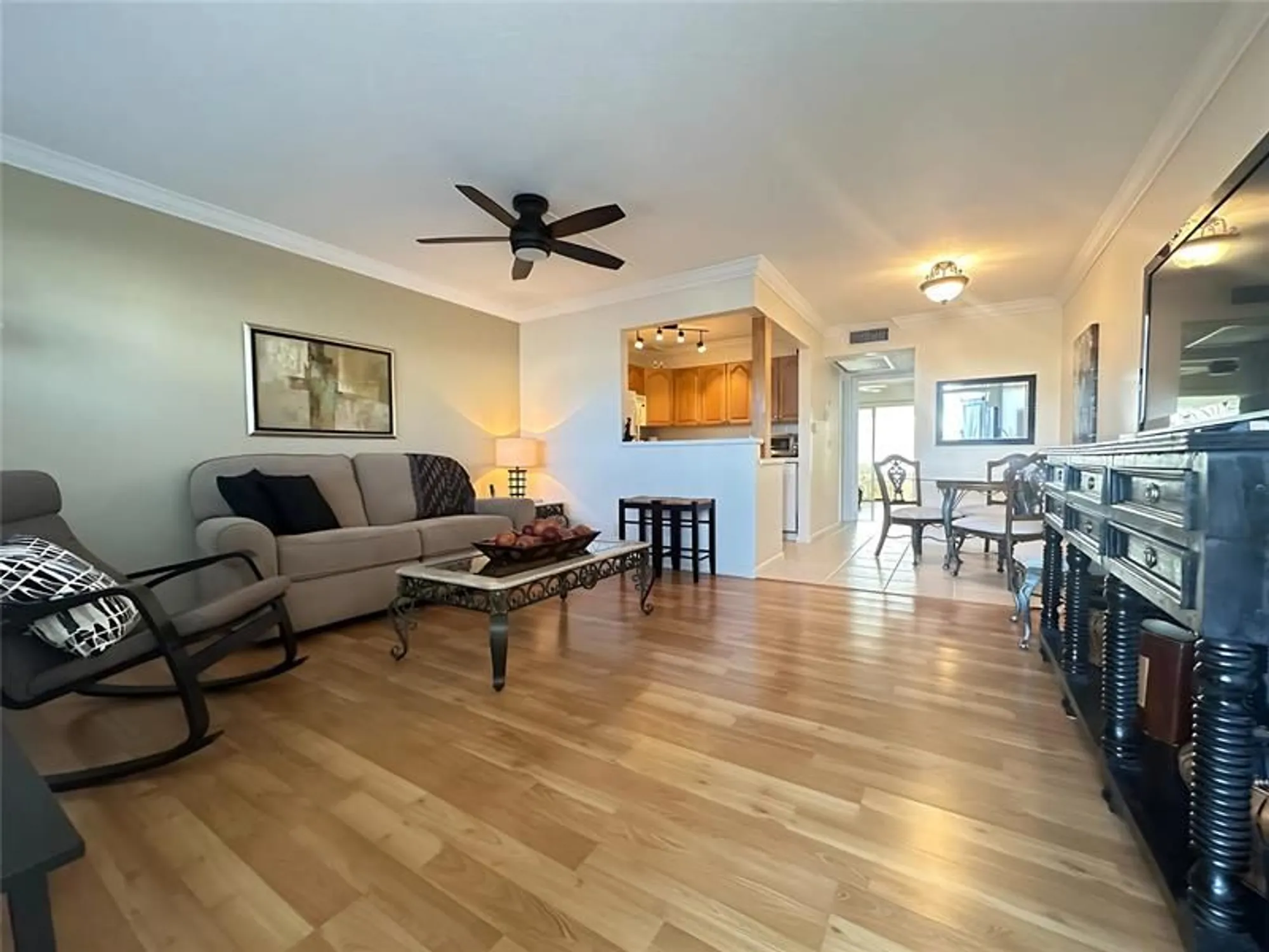 Property Slideshow image 2 of 40 | 1009 harwood c # 1009, Deerfield Beach, FL, 33442