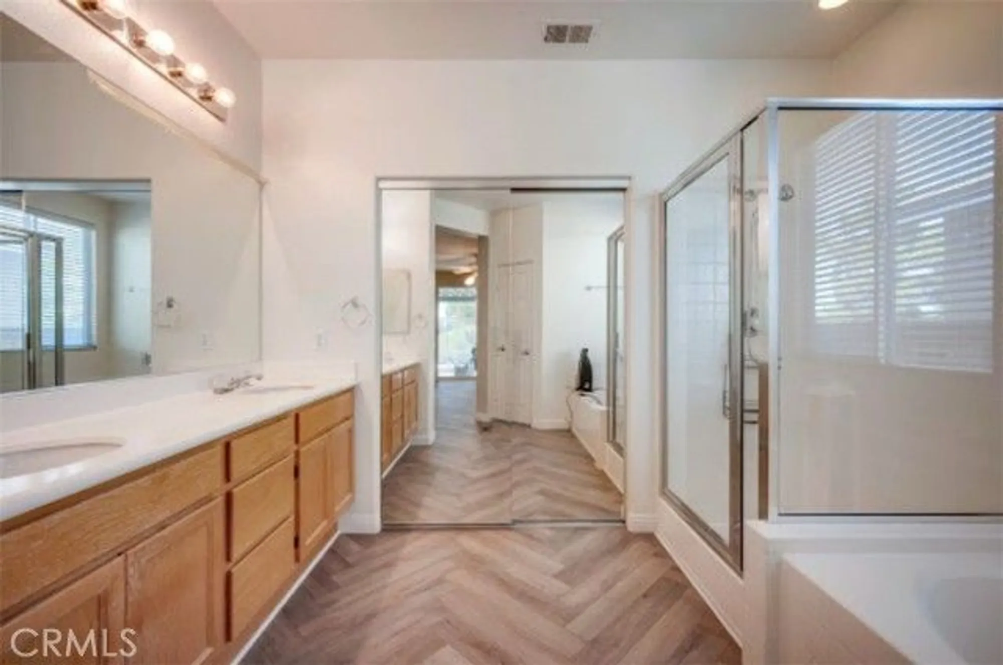 Property Slideshow image 9 of 27 | 28320 grandview dr, Moreno Valley, CA, 92555