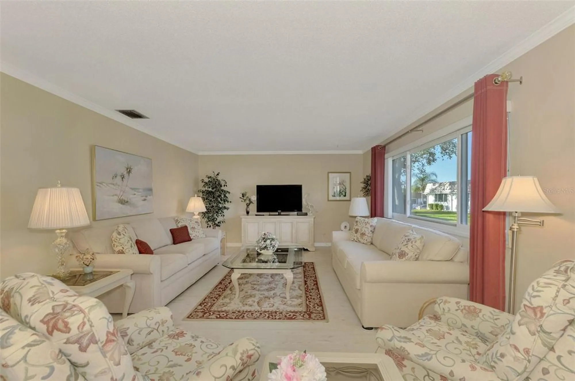 Property Slideshow image 9 of 47 | 2505 riverbluff pkwy # v196, Sarasota, FL, 34231