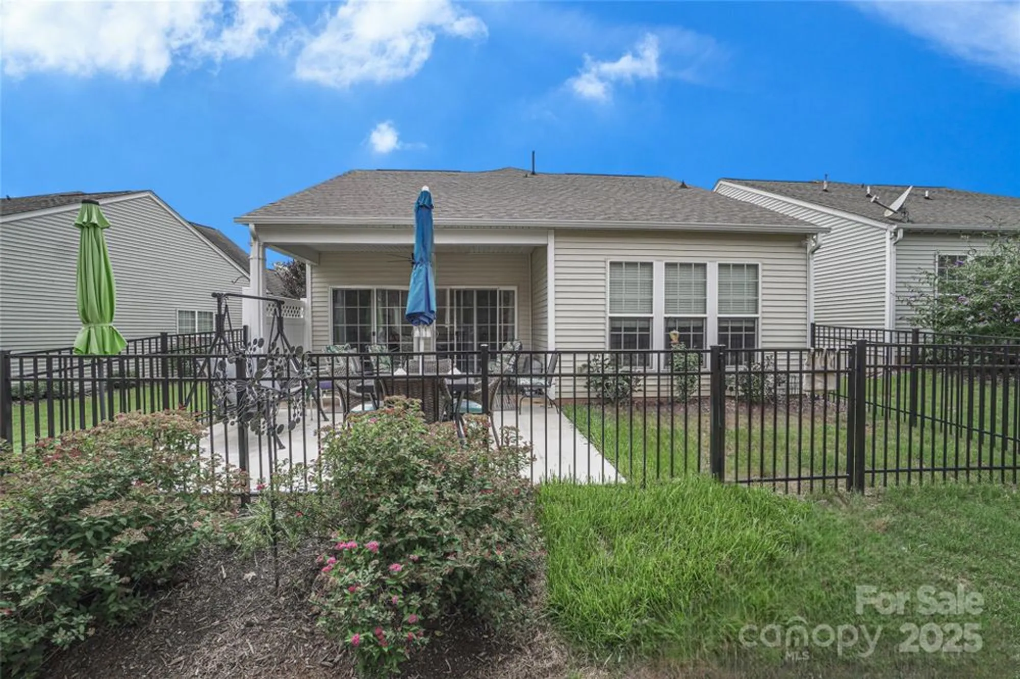 Property Slideshow image 2 of 20 | 19182 mallard dr, Fort Mill, SC, 29707