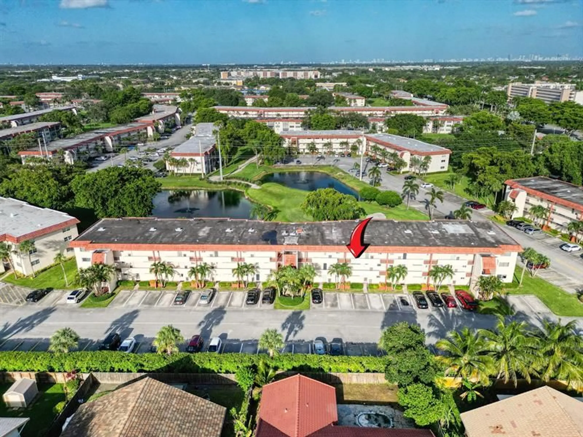 Property Slideshow image 5 of 33 | 8980 s hollybrook blvd 204, Pembroke Pines, FL, 33025