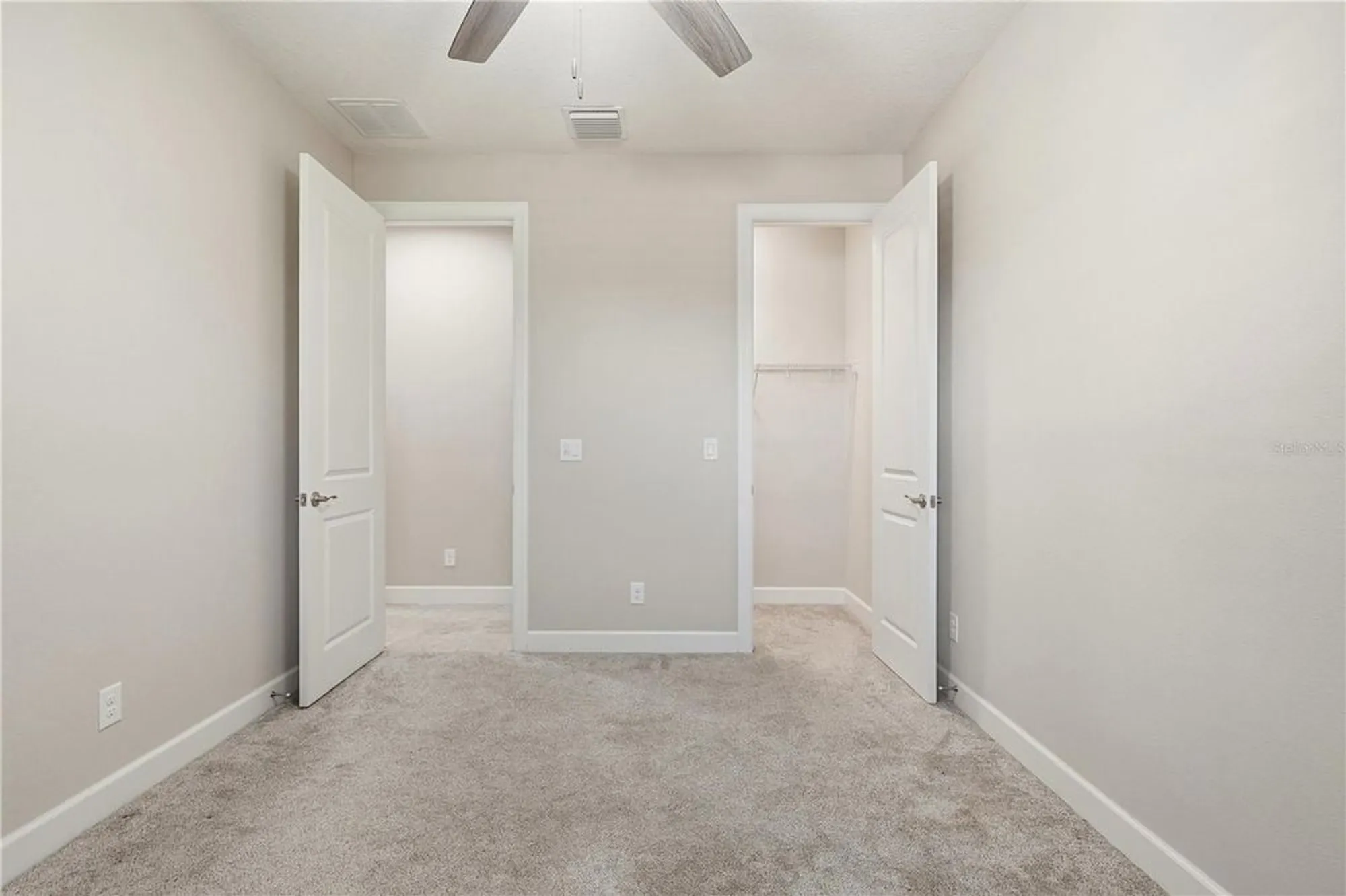 Property Slideshow image 19 of 70 | 20112 sorano hill pl, Tampa, FL, 33647