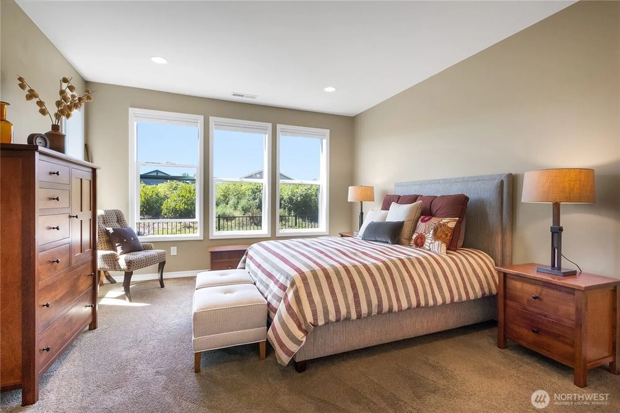 Property Slideshow image 10 of 40 | 14808 182nd ave e unit e, Bonney Lake, WA, 98391