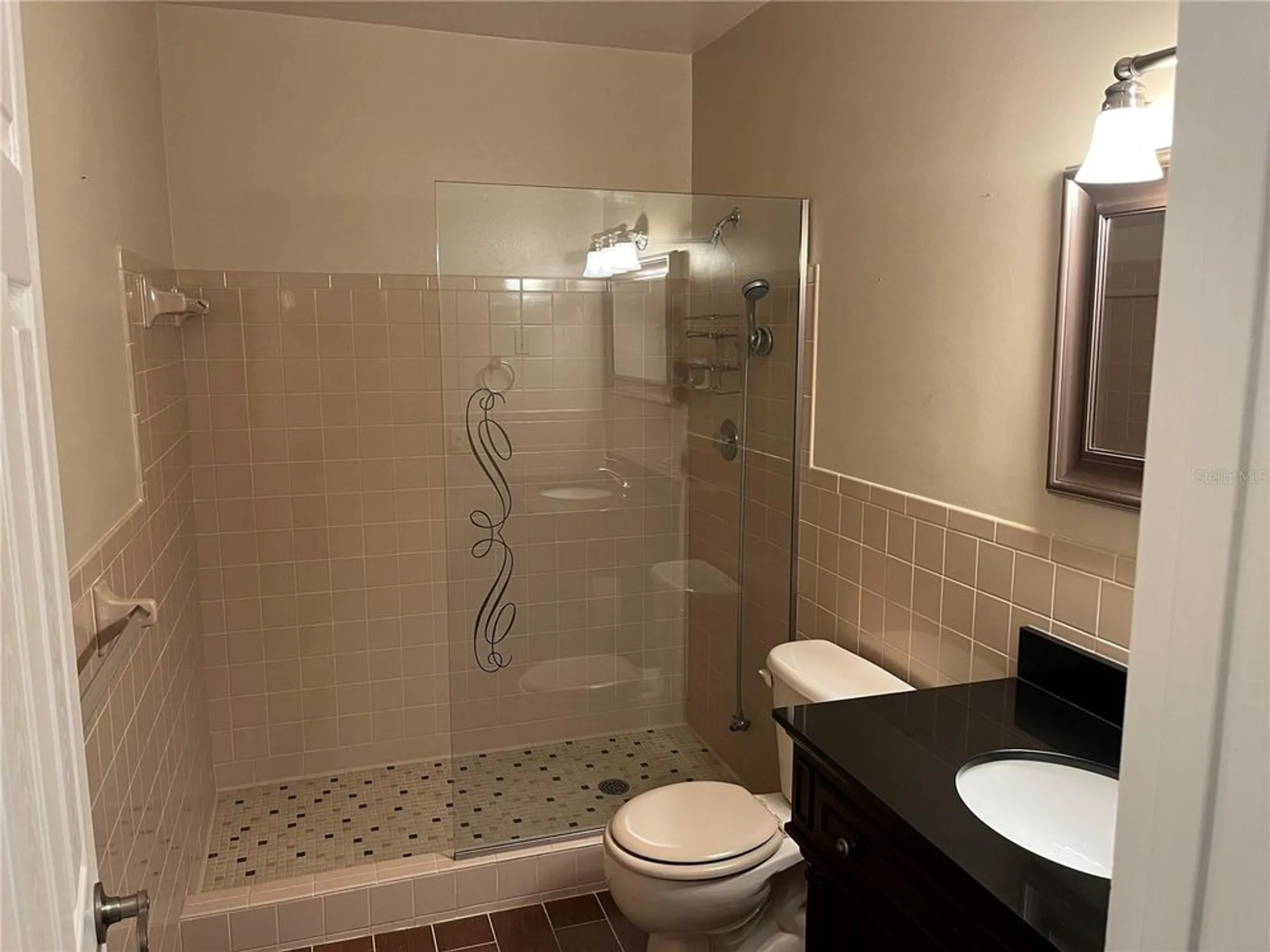 Property Slideshow image 16 of 53 | 2410 franciscan dr 18, Clearwater, FL, 33763