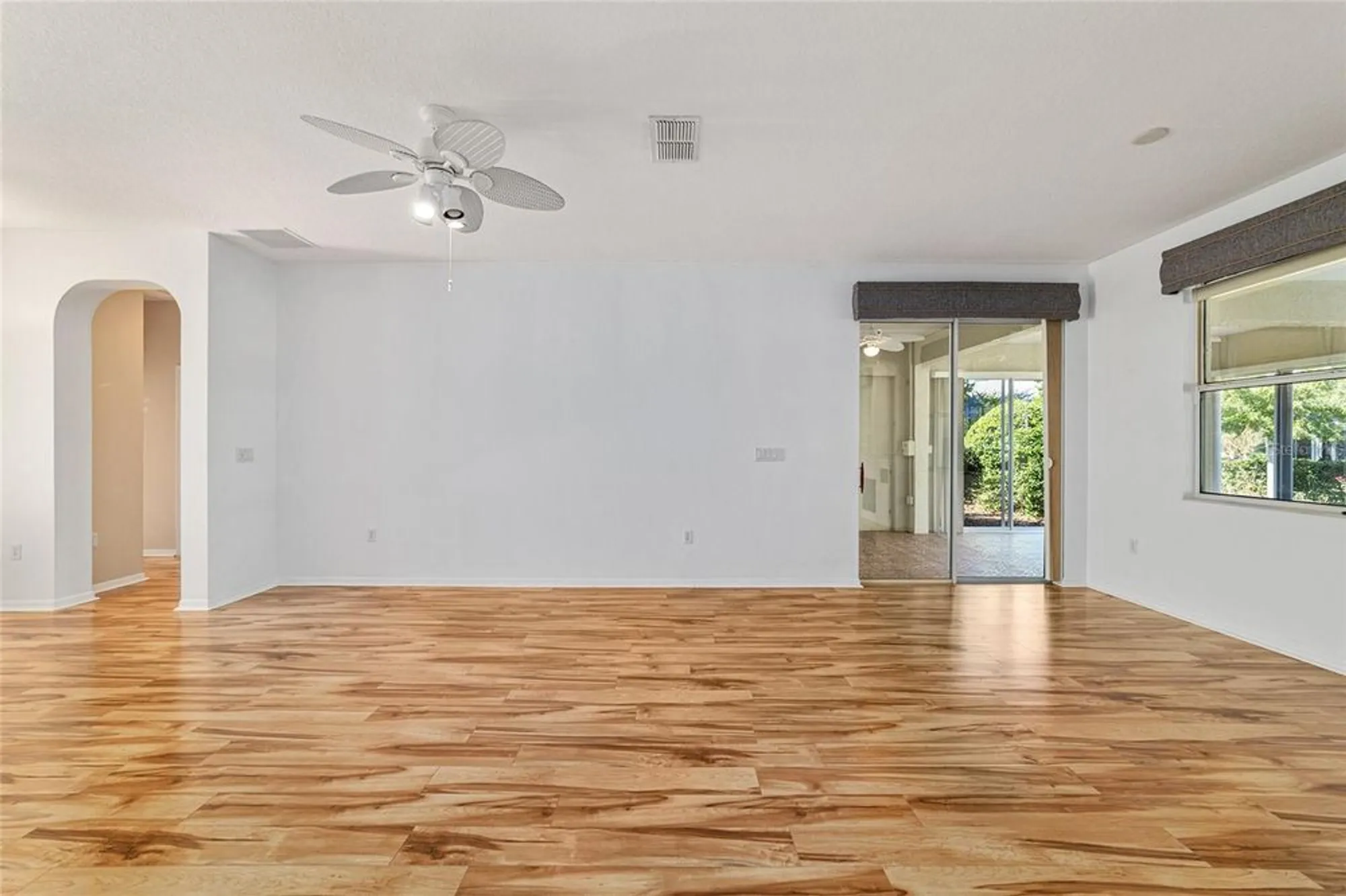 Property Slideshow image 7 of 31 | 8798 sw 83rd cir, Ocala, FL, 34481