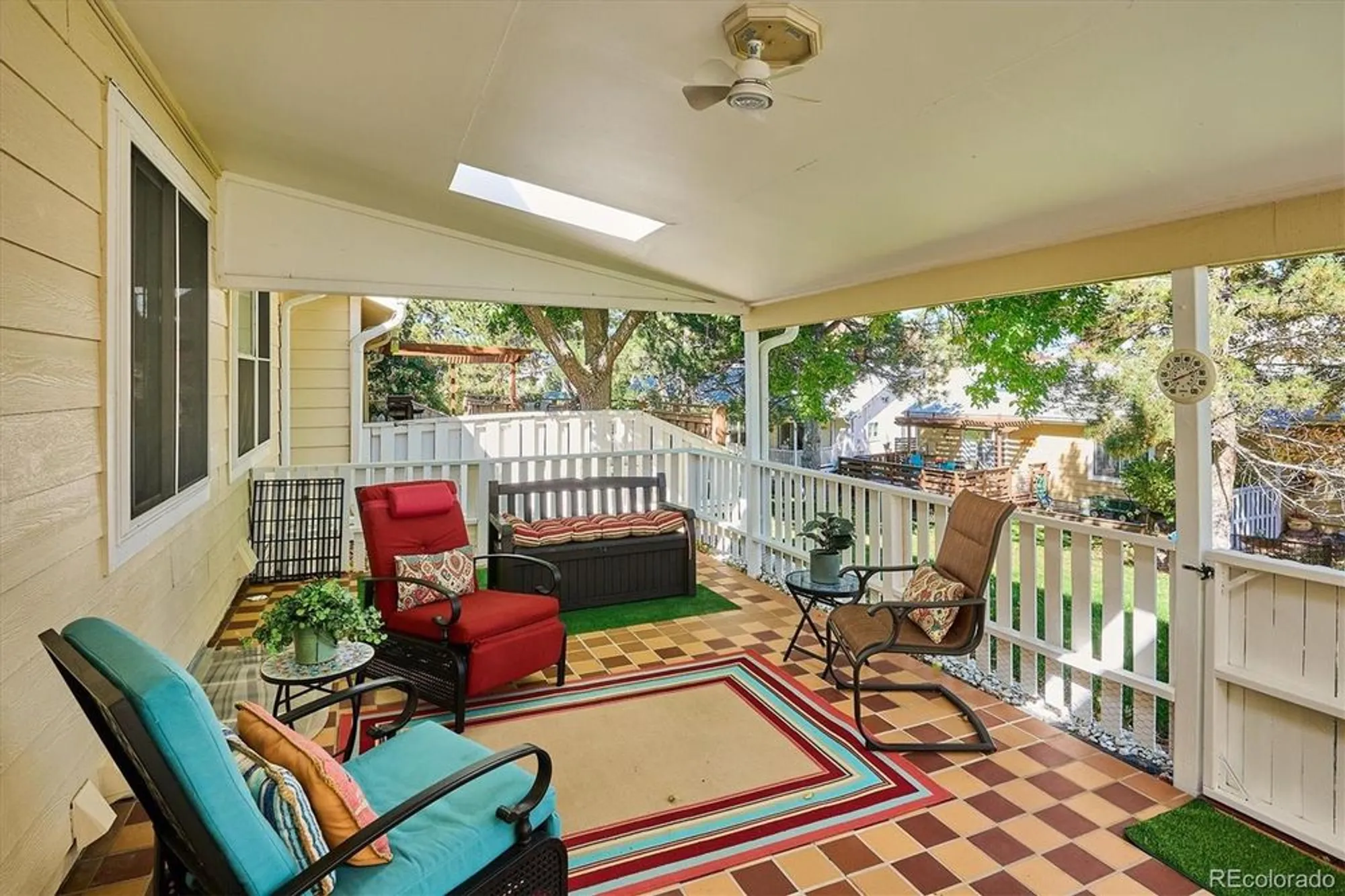 Property Slideshow image 2 of 10 | 7 dunbarton ct, Highlands Ranch, CO, 80130