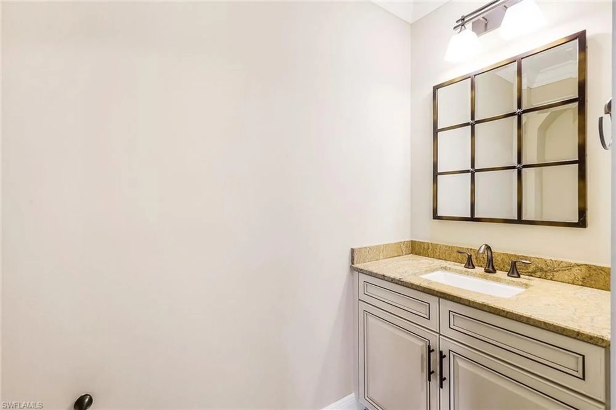 Property Slideshow image 28 of 49 | 4780 via del corso ln 402, Bonita Springs, FL, 34134