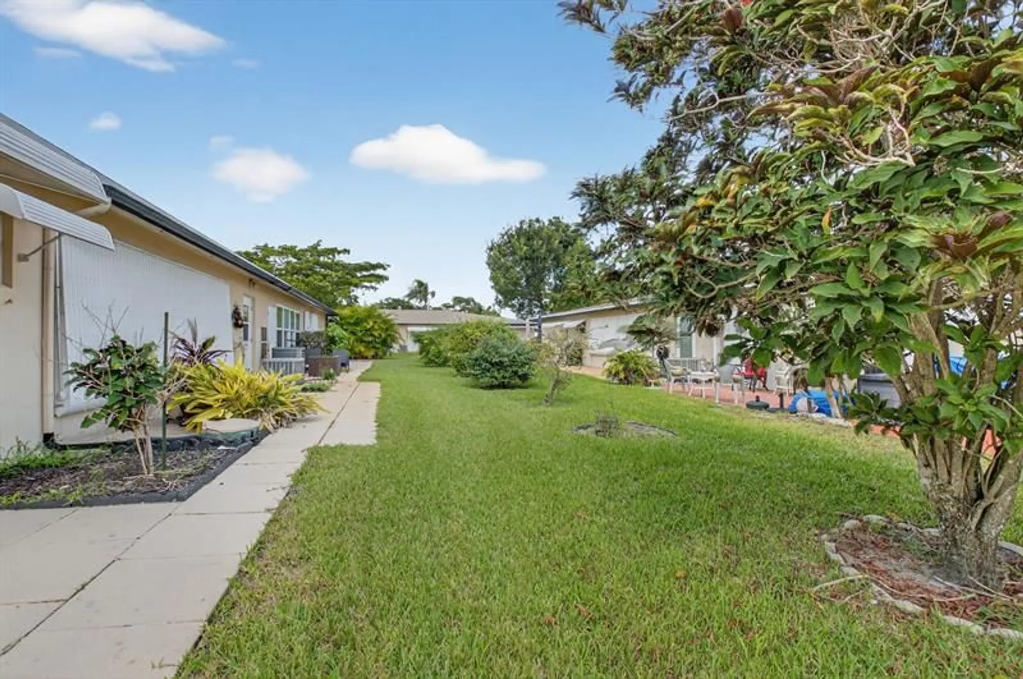 Property Slideshow image 26 of 28 | 1025 south dr d, Delray Beach, FL, 33445