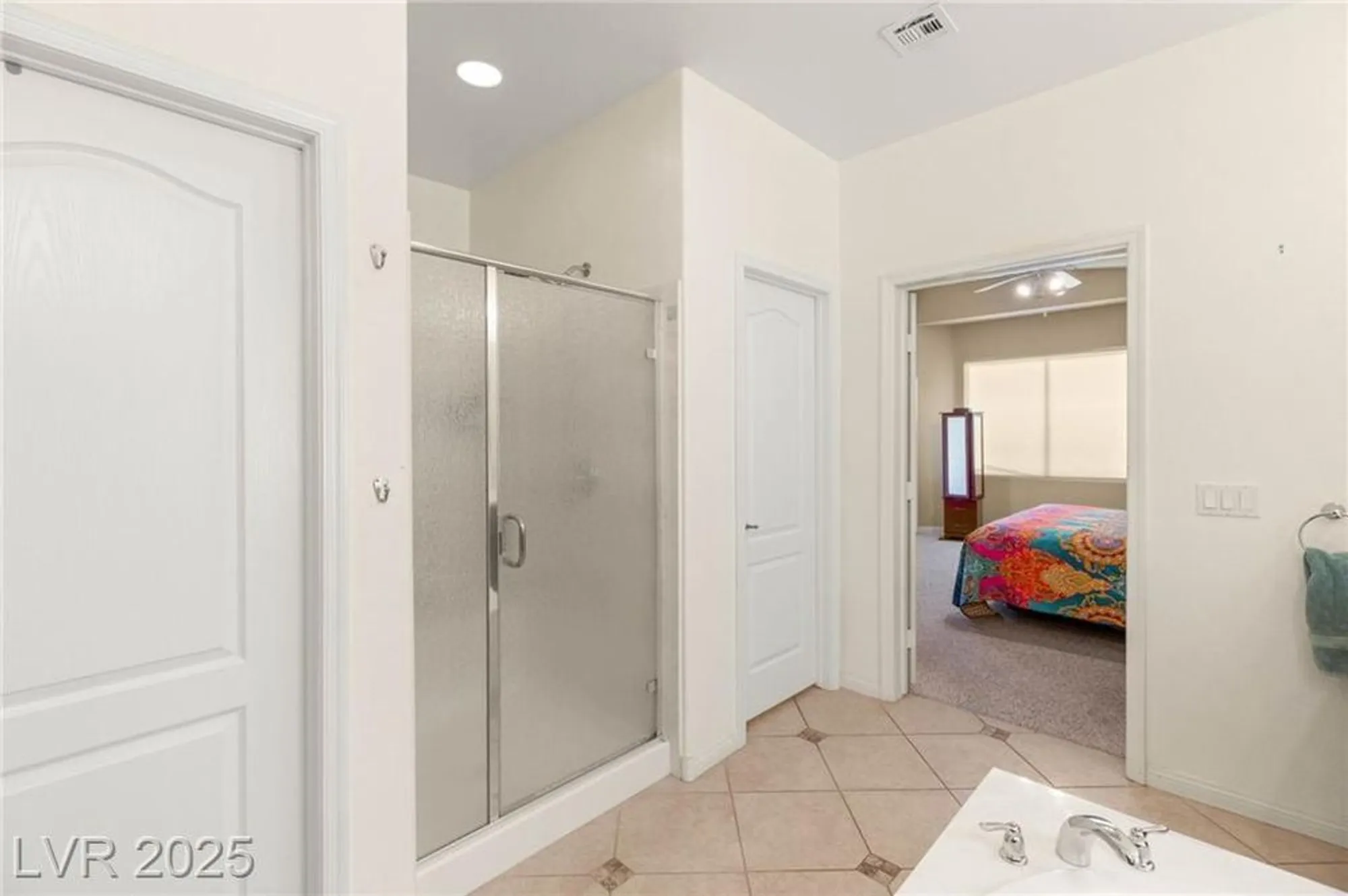 Property Slideshow image 27 of 39 | 5805 hannah brook st, North Las Vegas, NV, 89081
