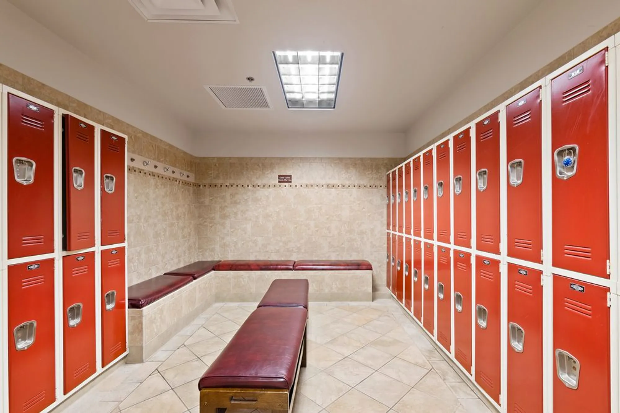 Property Slideshow image 59 of 67 | 13804 s ironwood dr, Plainfield, IL, 60544