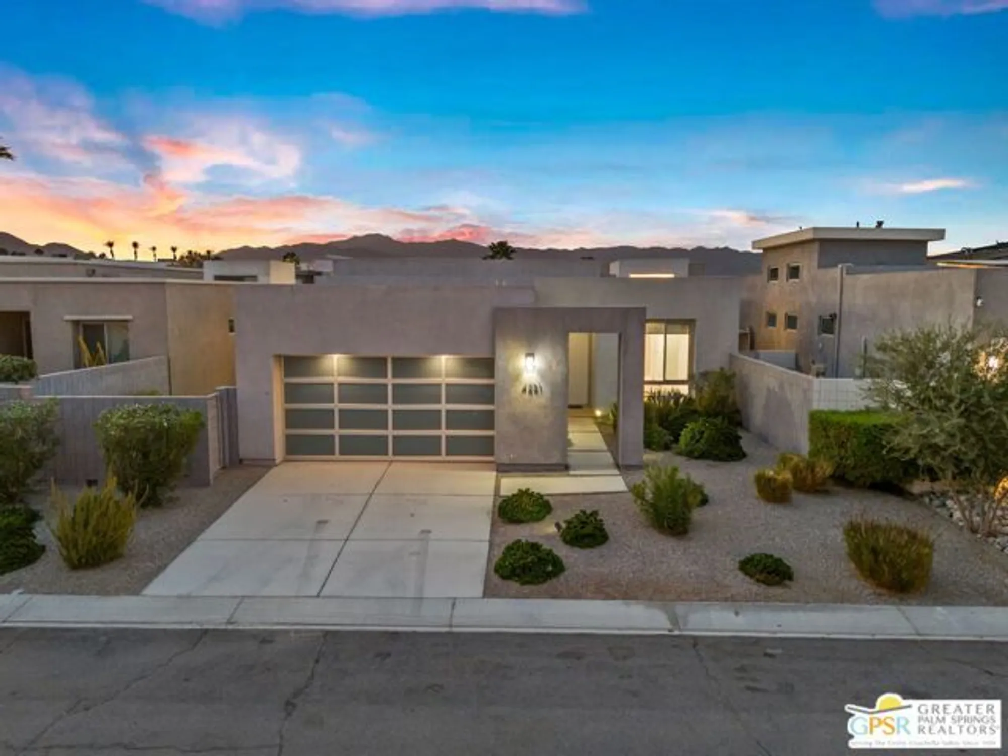 Property Slideshow image 11 of 74 | 4251 amber ln, Palm Springs, CA, 92262