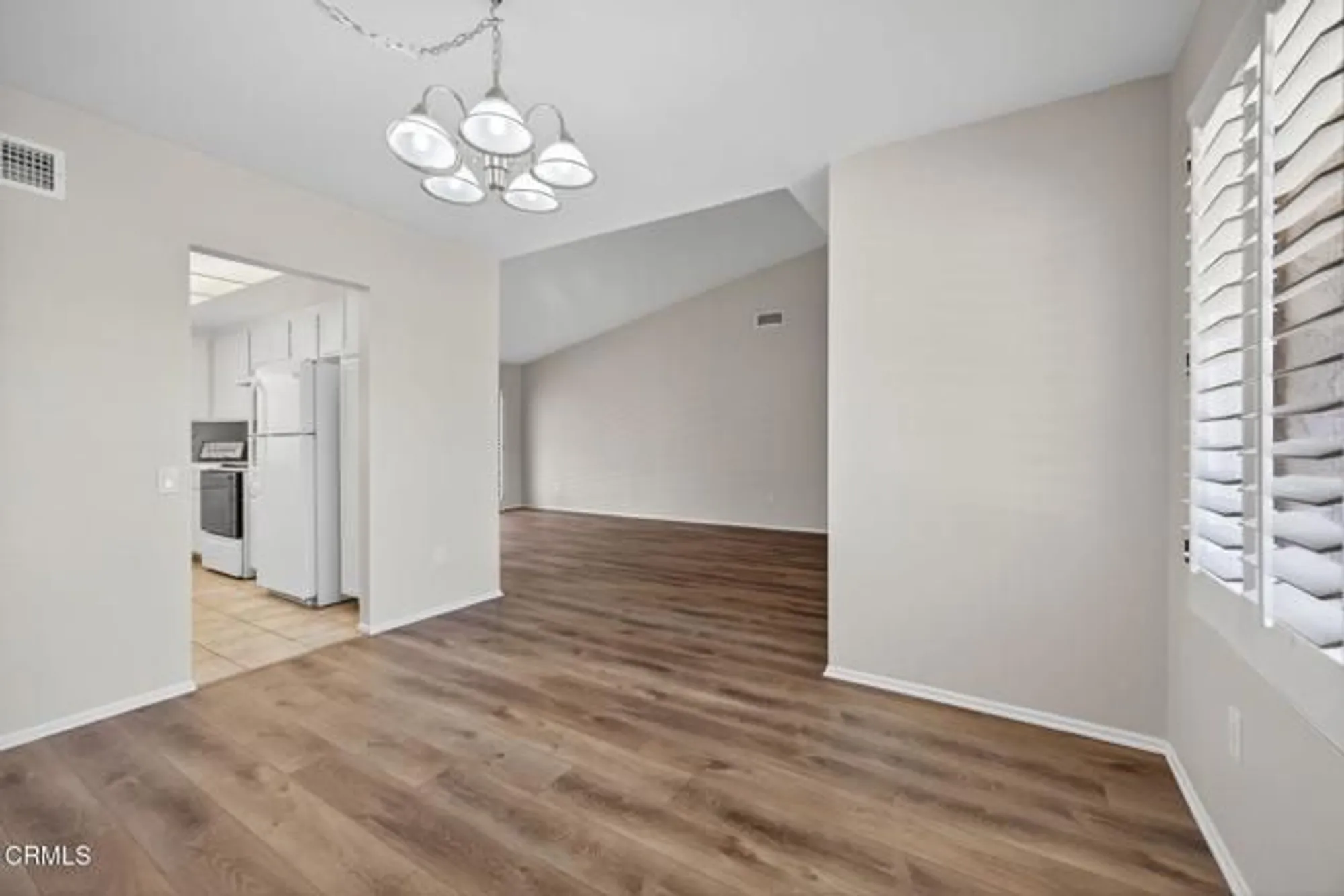 Property Slideshow image 9 of 45 | 29221 village 29, Camarillo, CA, 93012