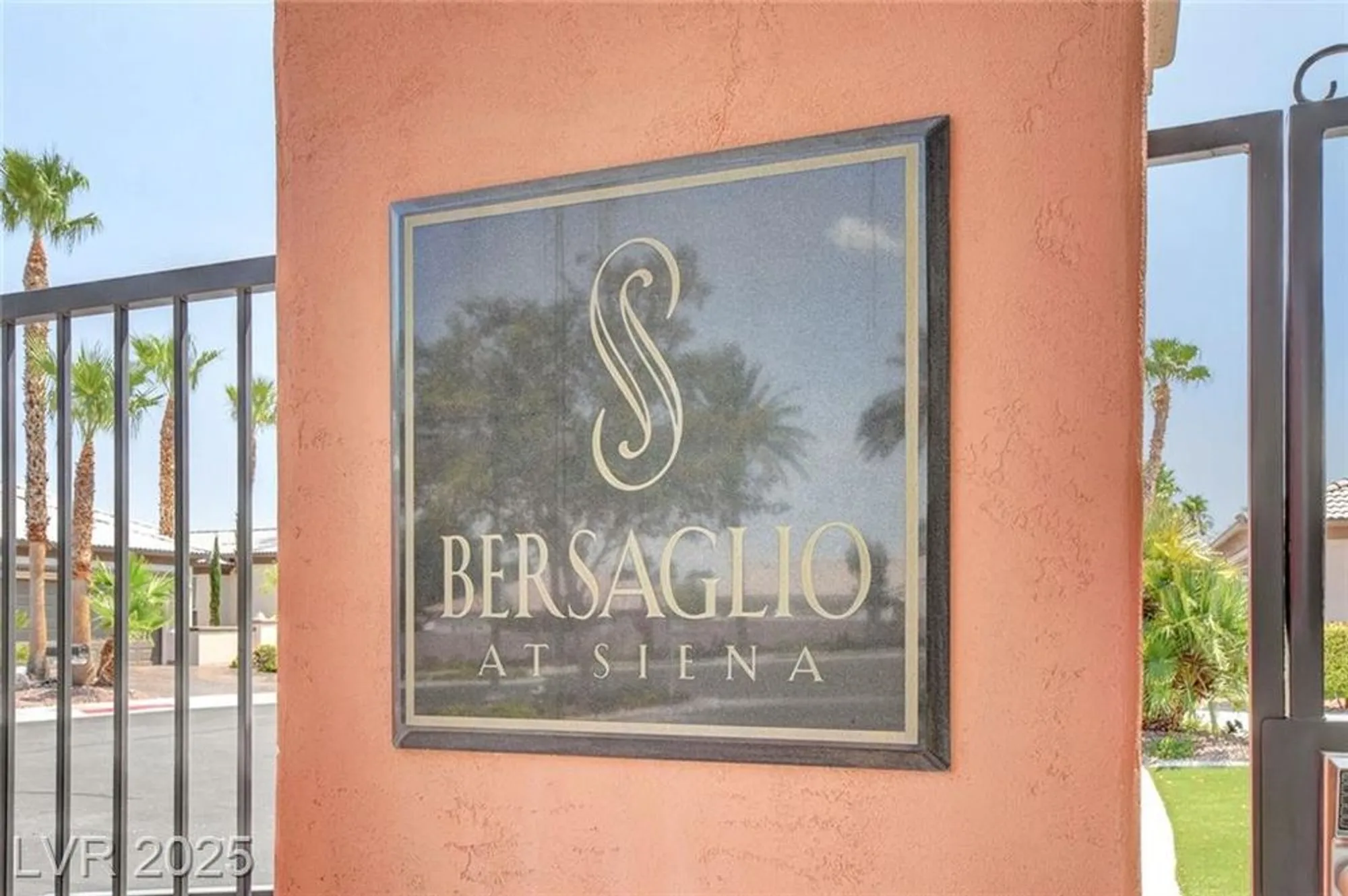 Property Slideshow image 49 of 99 | 10241 premia pl, Las Vegas, NV, 89135