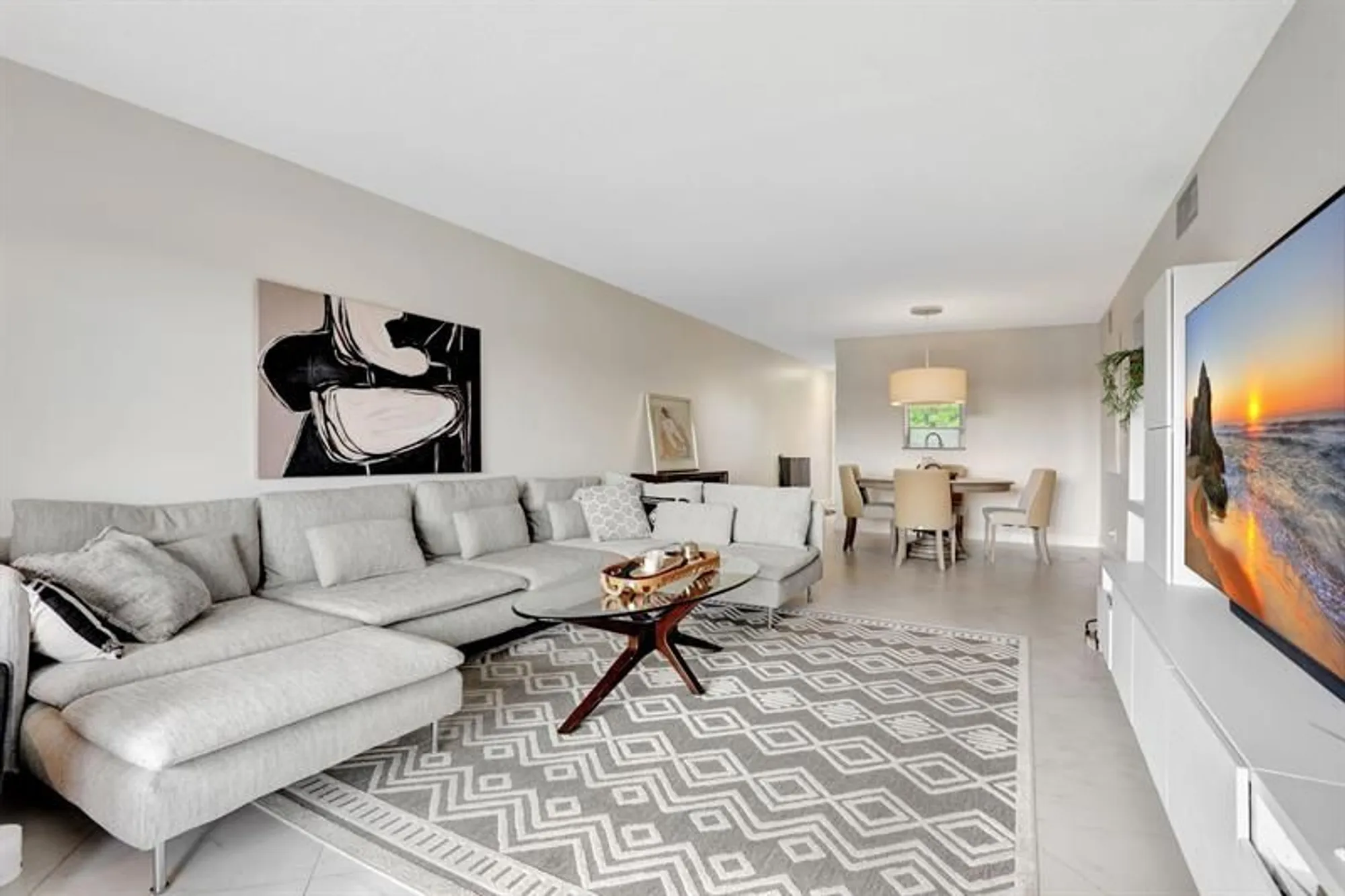 Property Slideshow image 11 of 67 | 2802 victoria way e2, Coconut Creek, FL, 33066