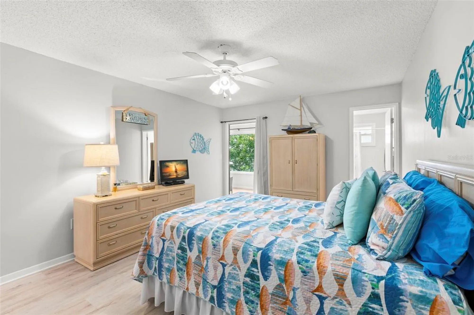 Property Slideshow image 21 of 45 | 3114 59th st 302, Gulfport, FL, 33707