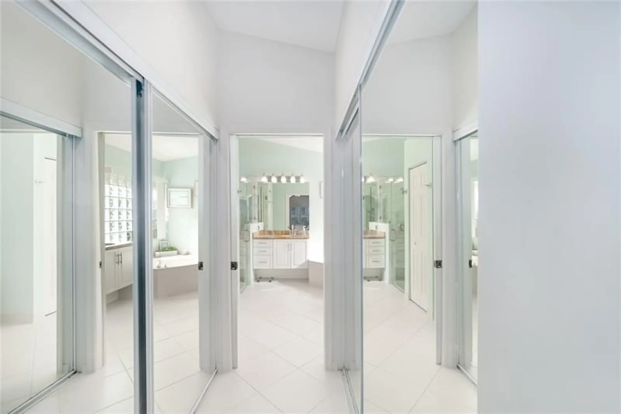 Property Slideshow image 23 of 50 | 13851 via vittoria, Delray Beach, FL, 33446