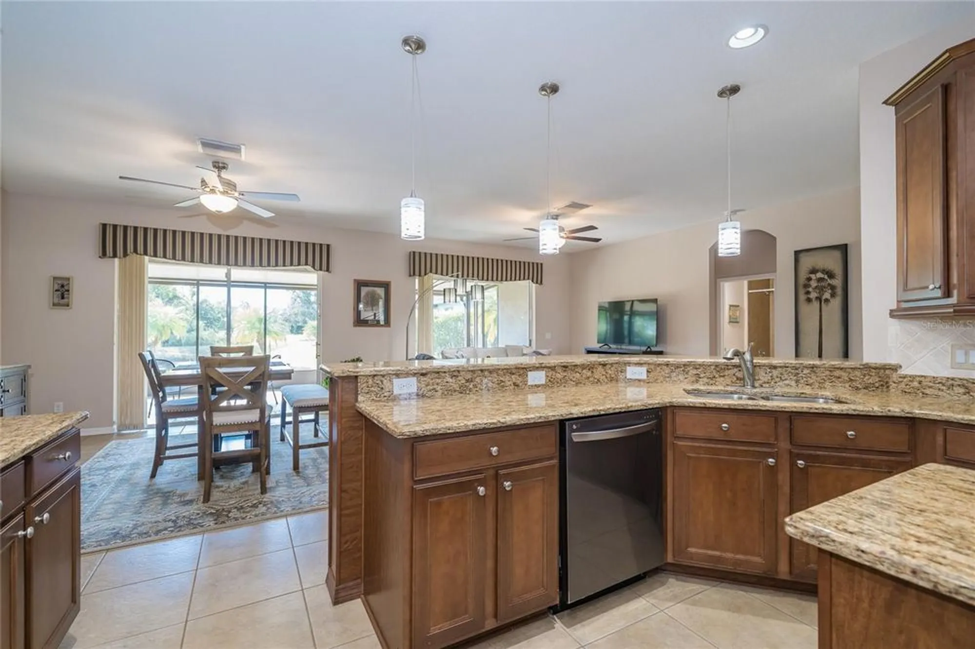 Property Slideshow image 37 of 73 | 29290 grass bunker dr, San Antonio, FL, 33576