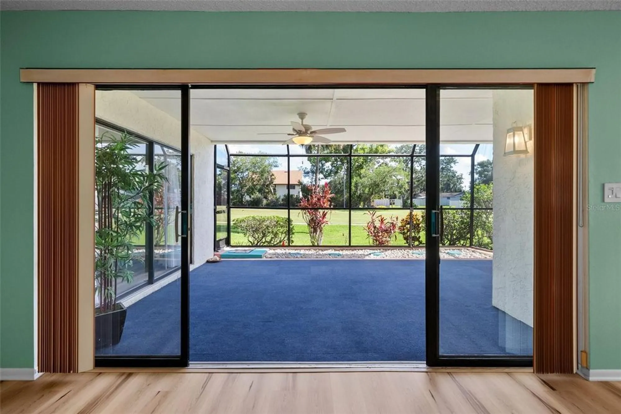 Property Slideshow image 4 of 50 | 6061 fairway ln 1411, Bradenton, FL, 34210