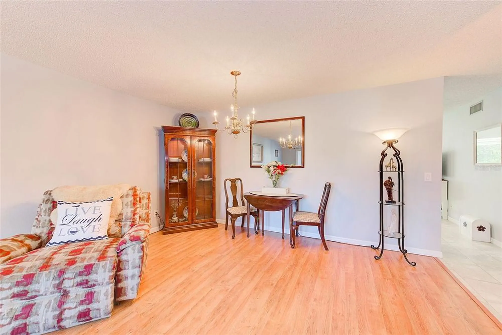 Property Slideshow image 5 of 43 | 2229 americus blvd 25, Clearwater, FL, 33763