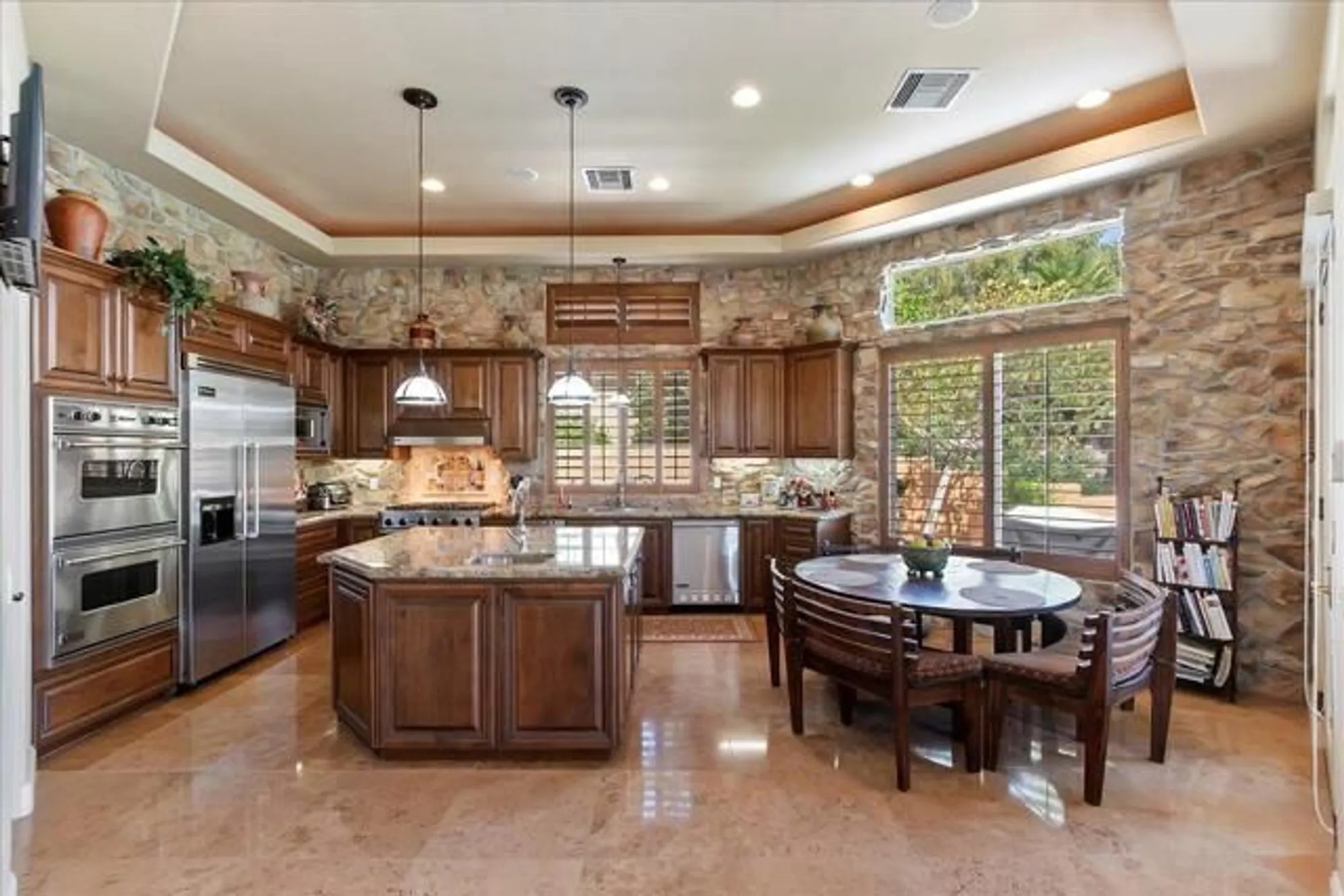 Property Slideshow image 17 of 51 | 55830 cherry hills dr, La Quinta, CA, 92253