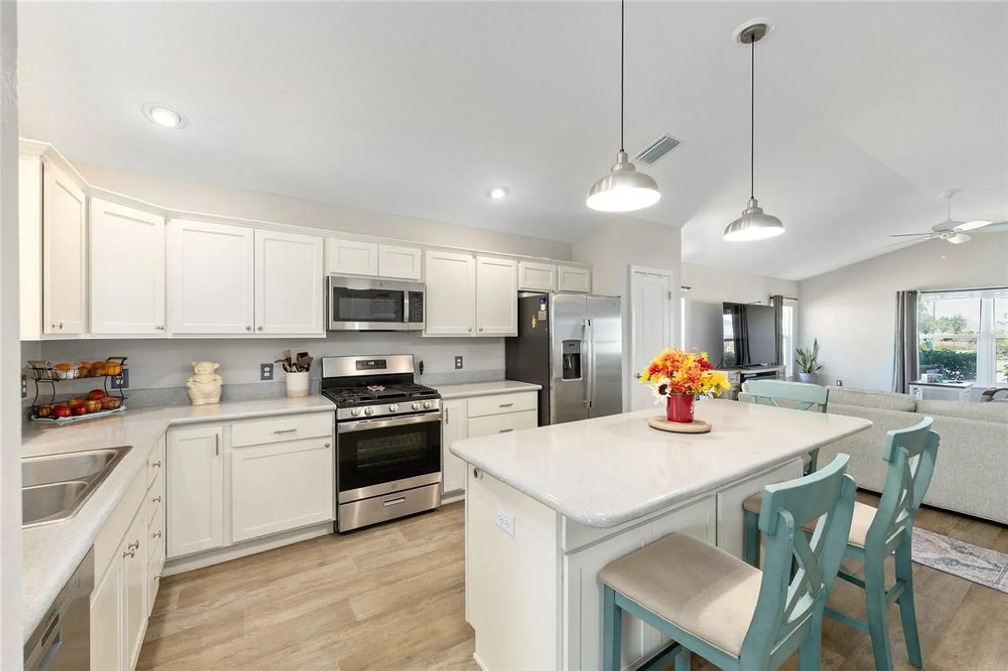 Property Slideshow image 12 of 40 | 4634 ramsell rd, The Villages, FL, 32163