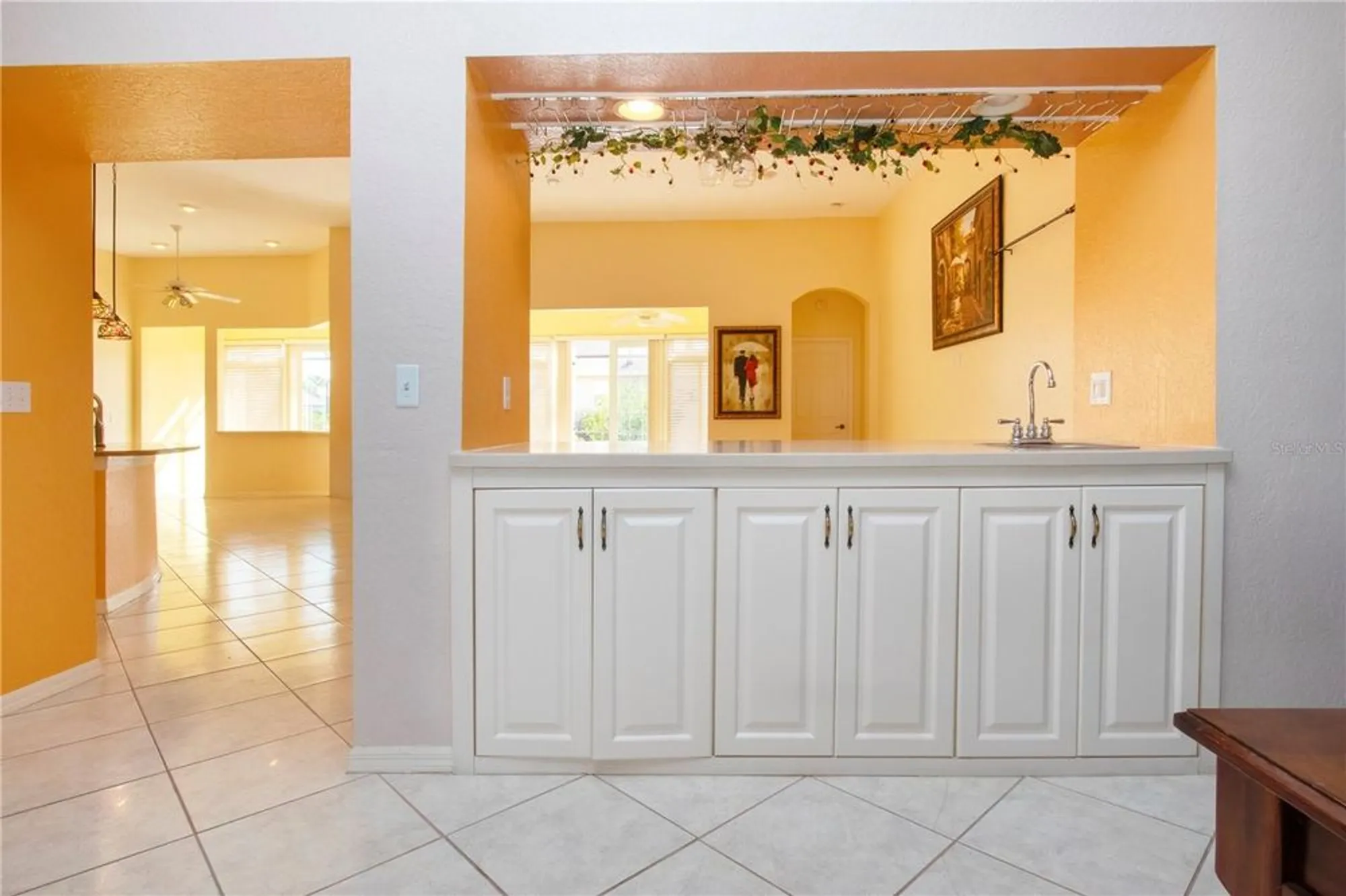 Property Slideshow image 12 of 74 | 1115 signature dr, Sun City Center, FL, 33573