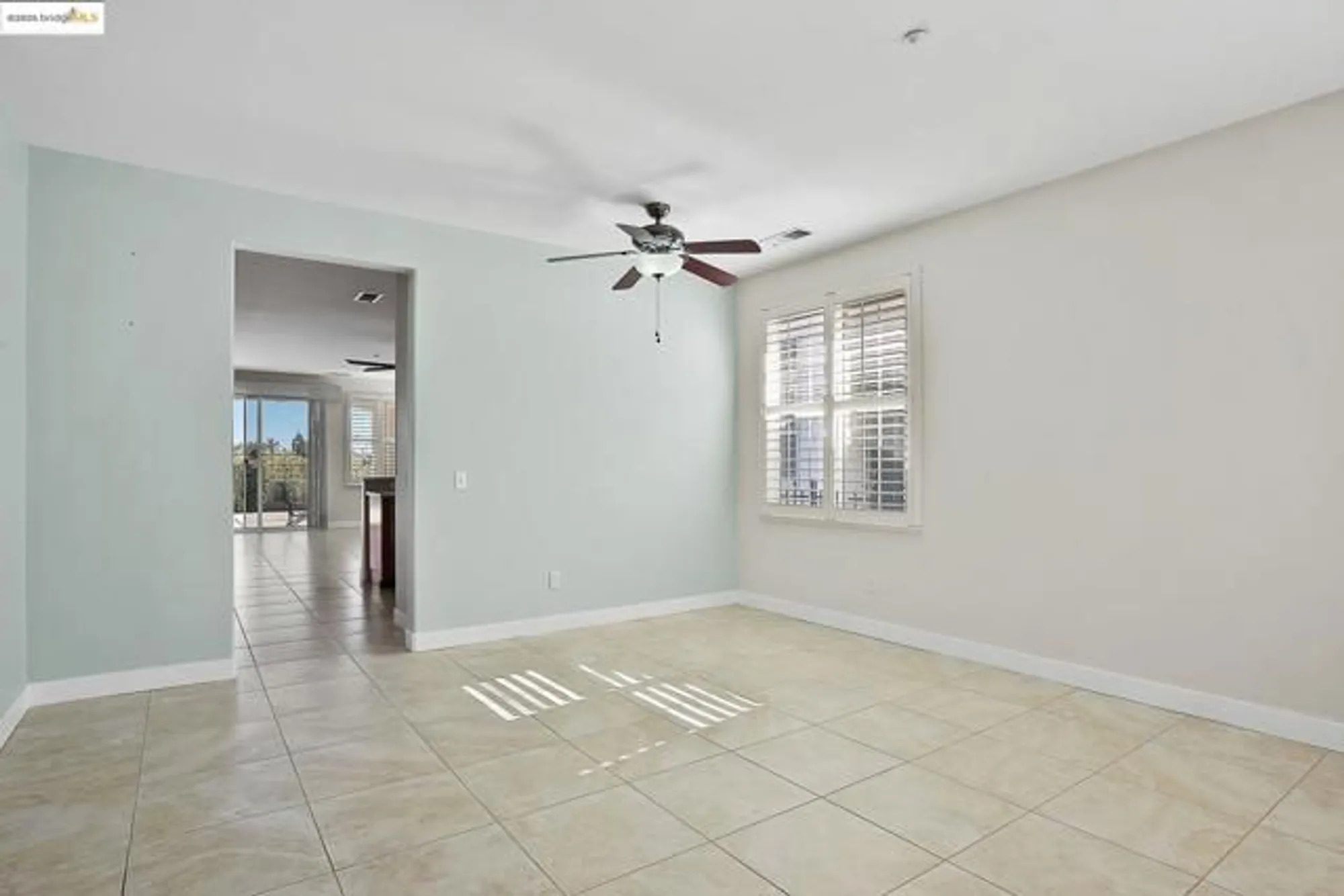 Property Slideshow image 7 of 50 | 1481 bismarck ln, Brentwood, CA, 94513