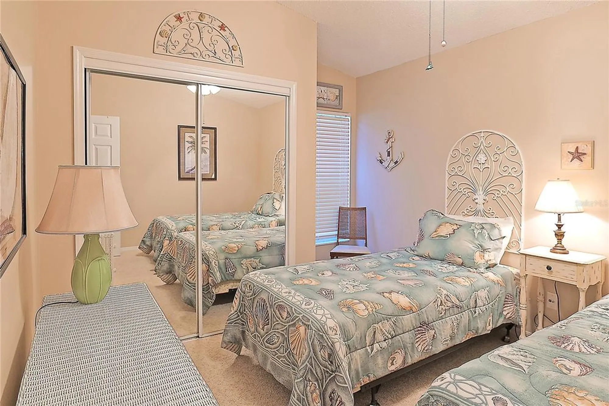 Property Slideshow image 22 of 47 | 25327 temple ct, Leesburg, FL, 34748