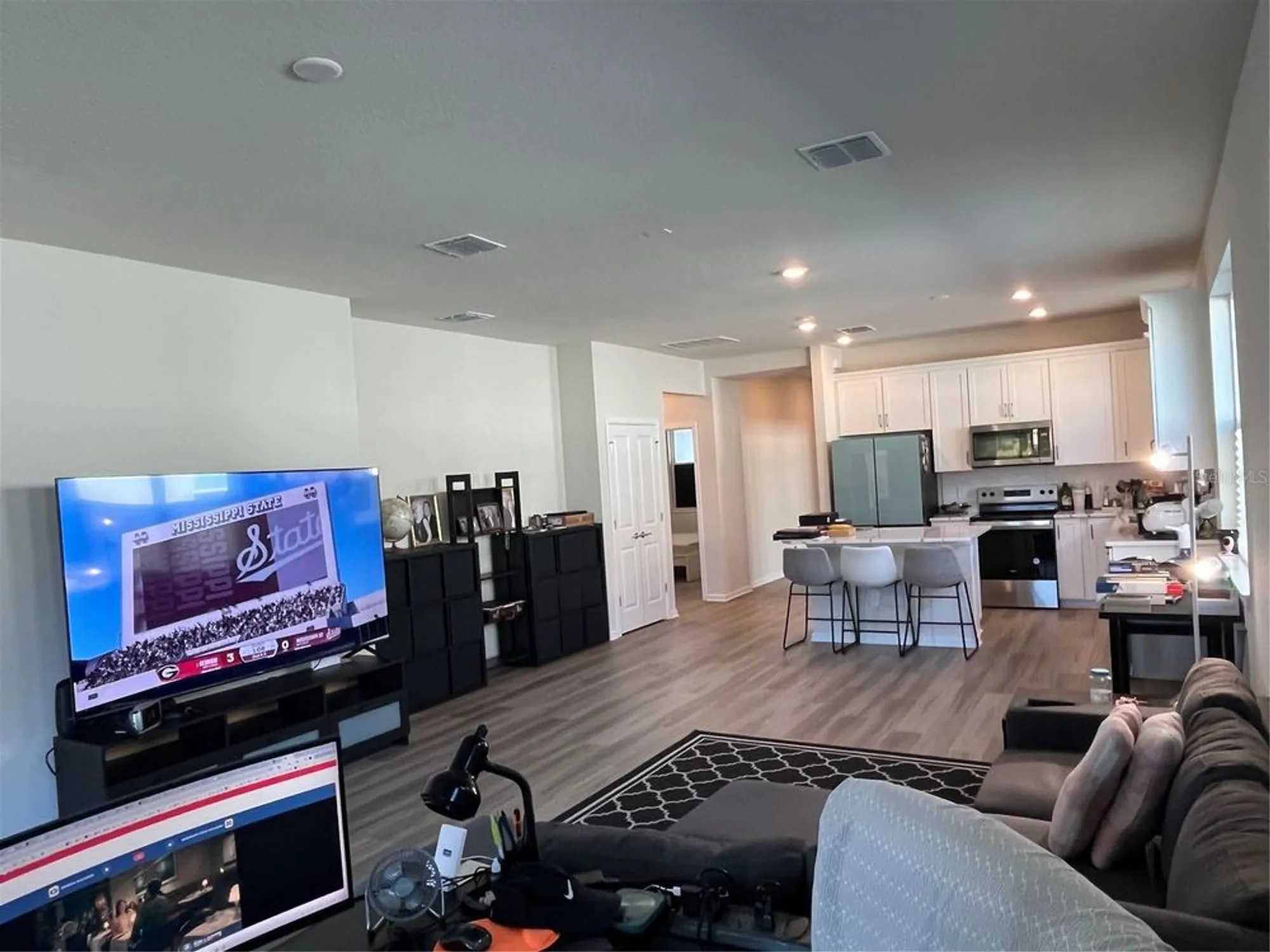 Property Slideshow image 17 of 49 | 1909 spring shower cir, Kissimmee, FL, 34744