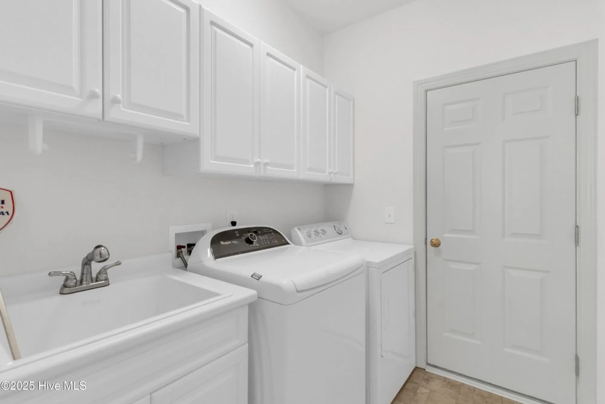 Property Slideshow image 35 of 74 | 2904 legends dr, Southport, NC, 28461