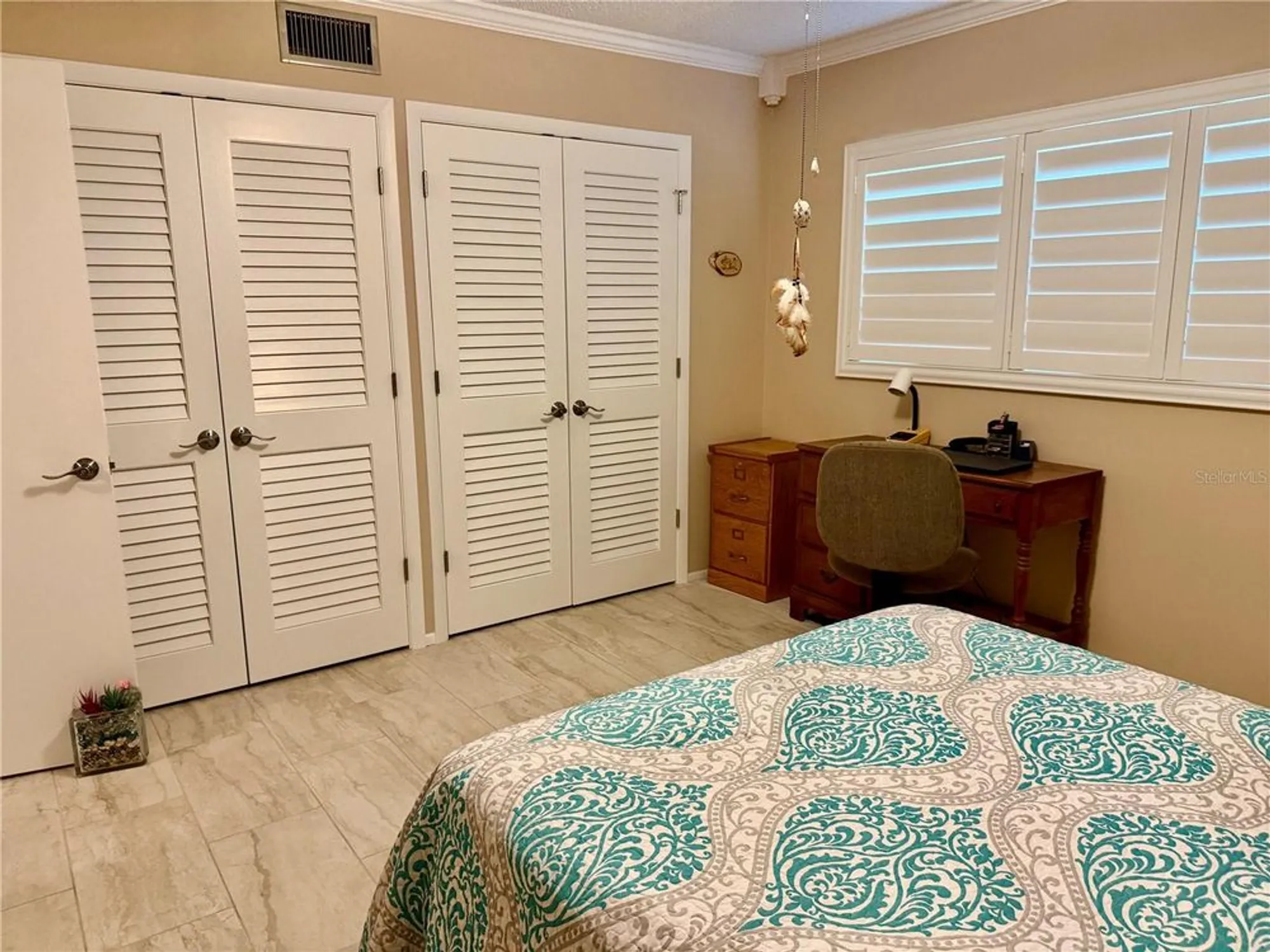 Property Slideshow image 19 of 49 | 2293 swedish dr 21, Clearwater, FL, 33763