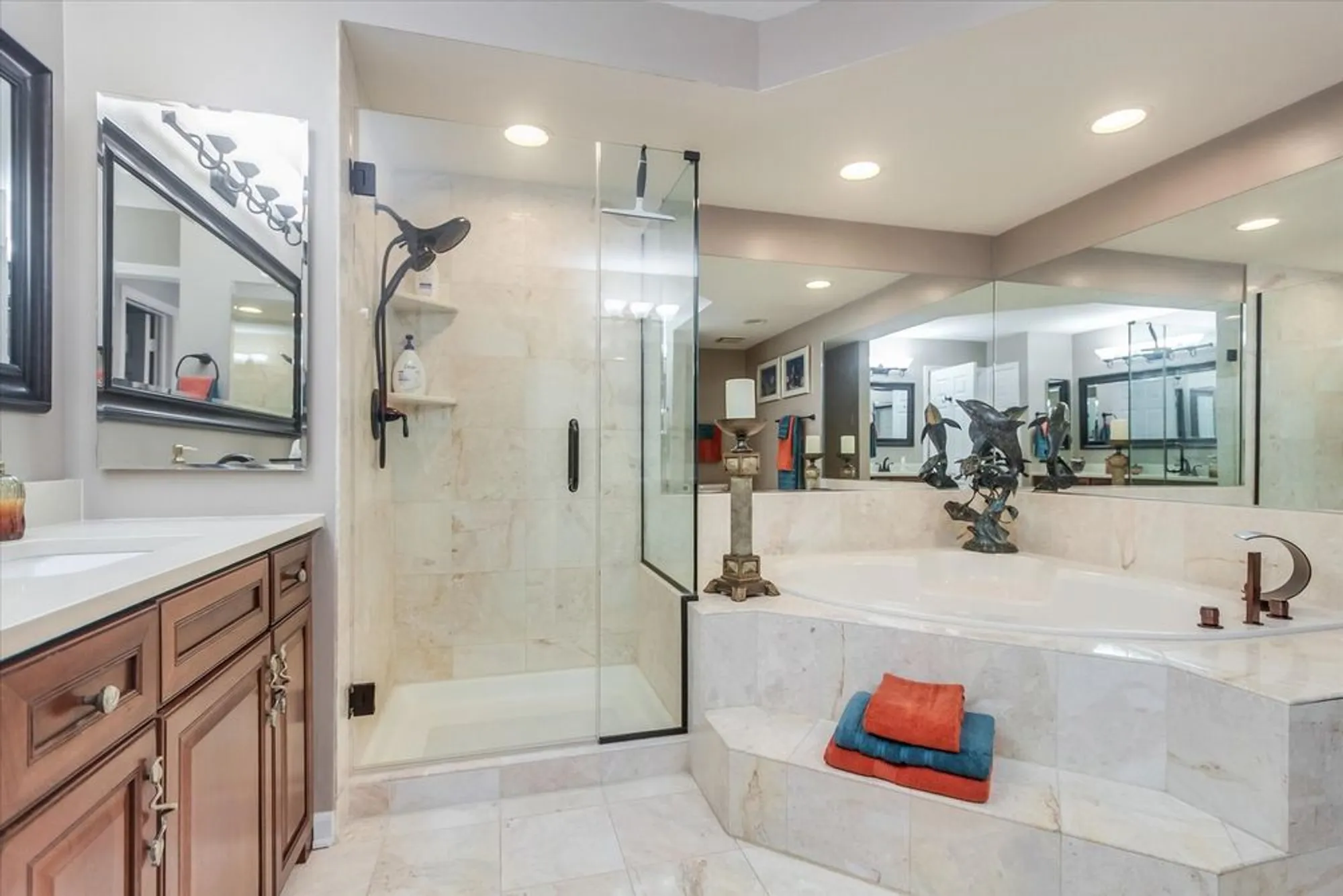 Property Slideshow image 15 of 42 | 970 longmeadow ct, Lake Barrington, IL, 60010