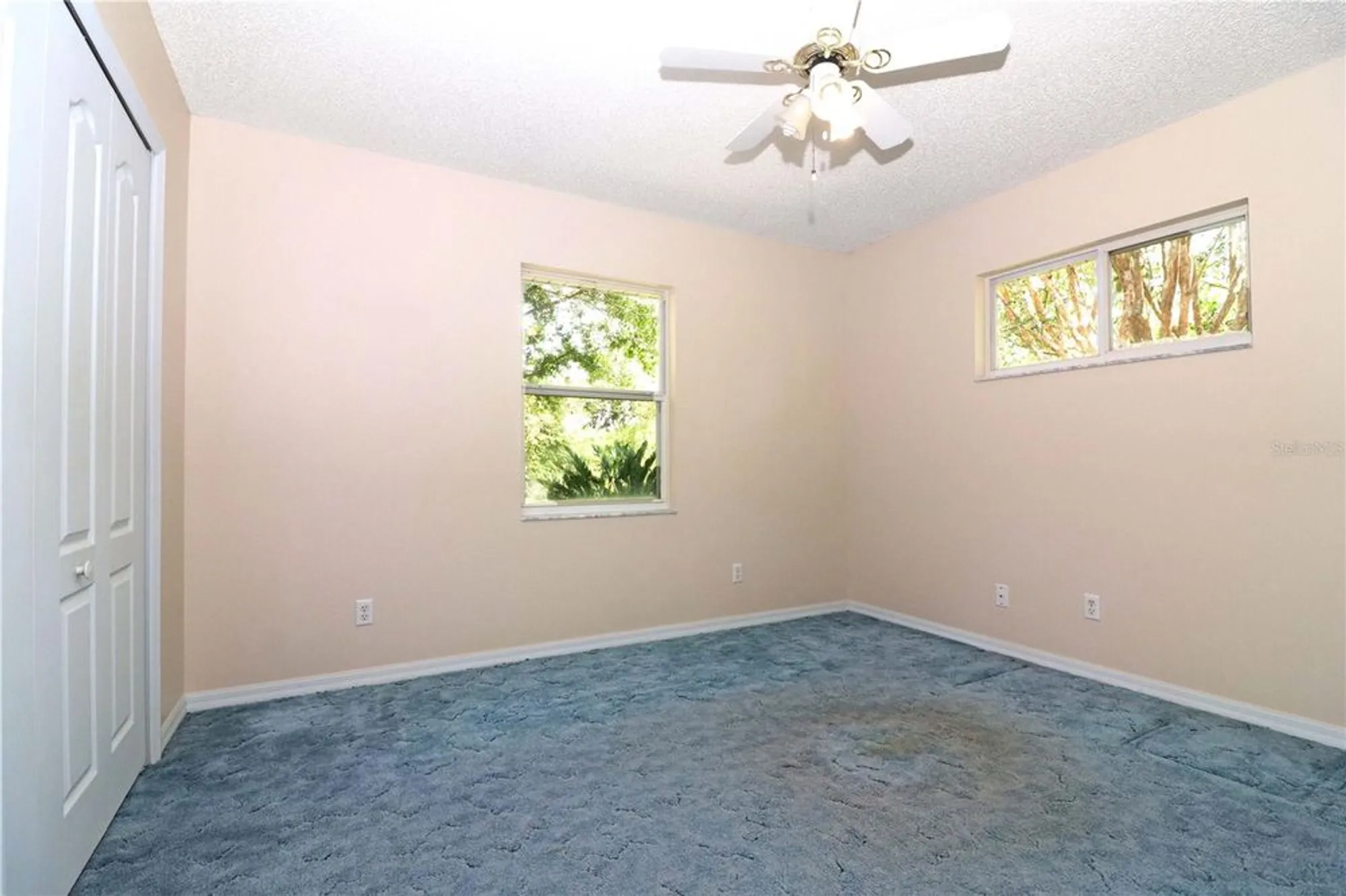 Property Slideshow image 9 of 35 | 21502 king henry ave, Leesburg, FL, 34748