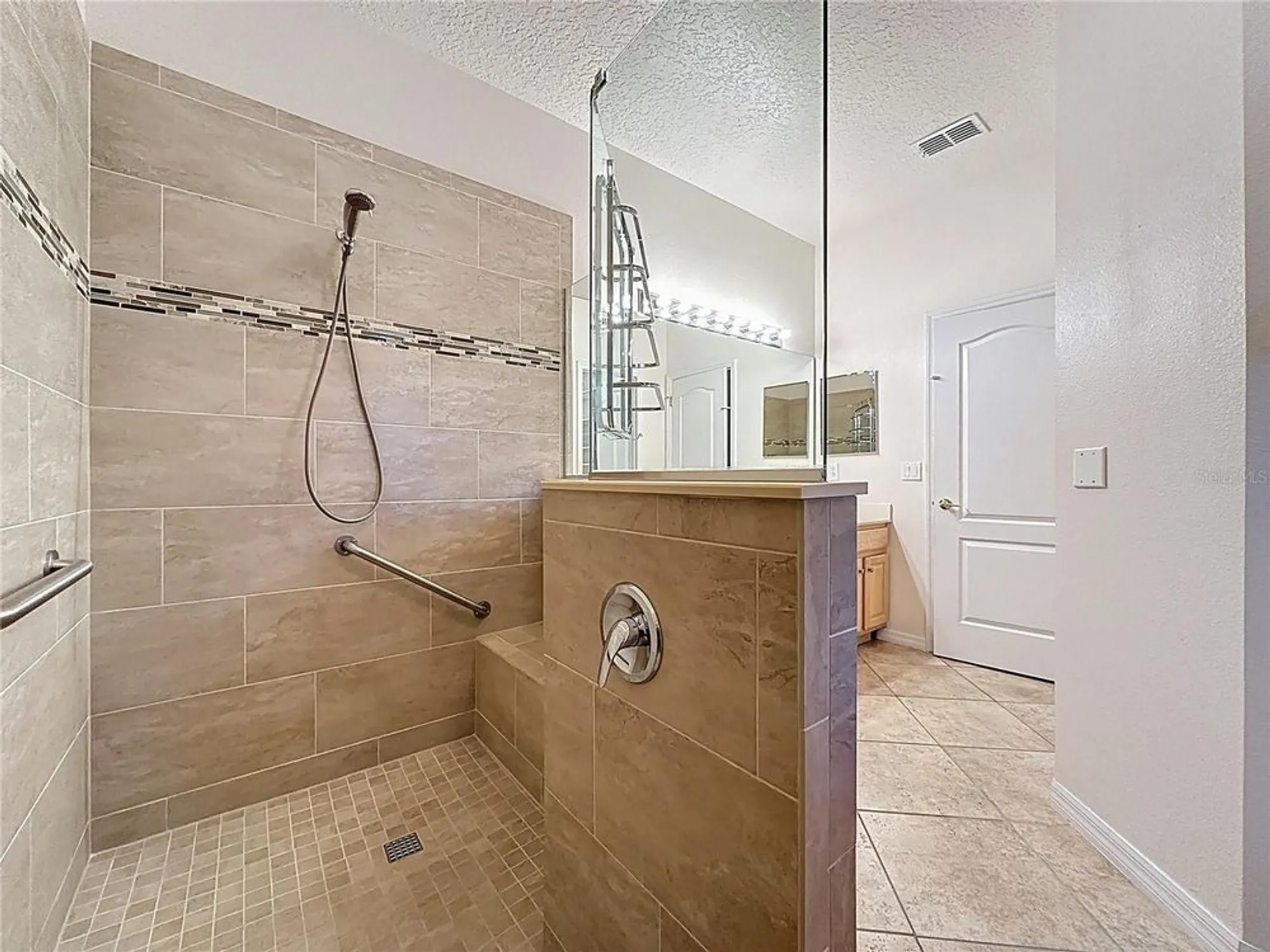 Property Slideshow image 41 of 93 | 1990 farmington ct, Clermont, FL, 34711