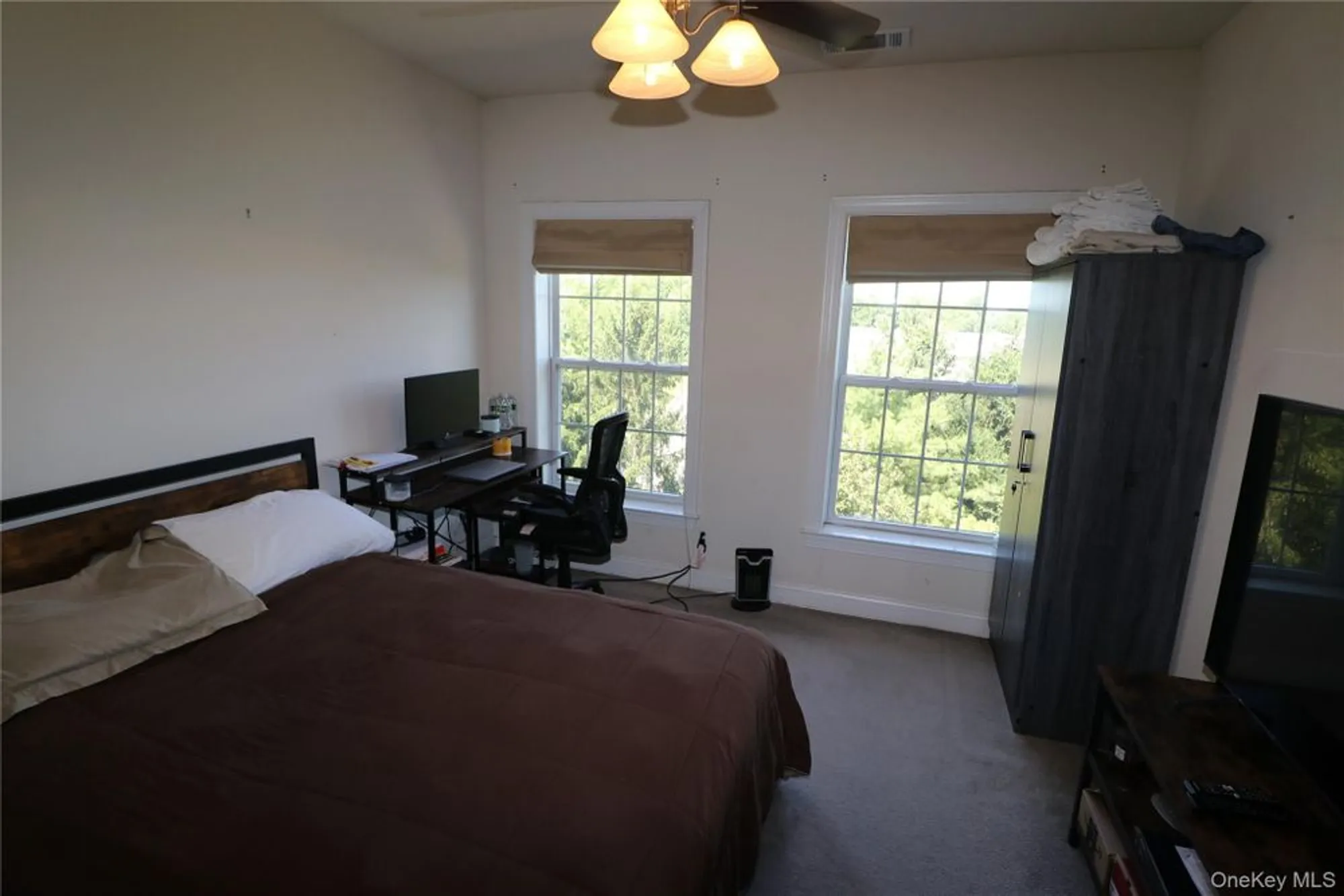 Property Slideshow image 19 of 34 | 145 regency dr, Fishkill, NY, 12524