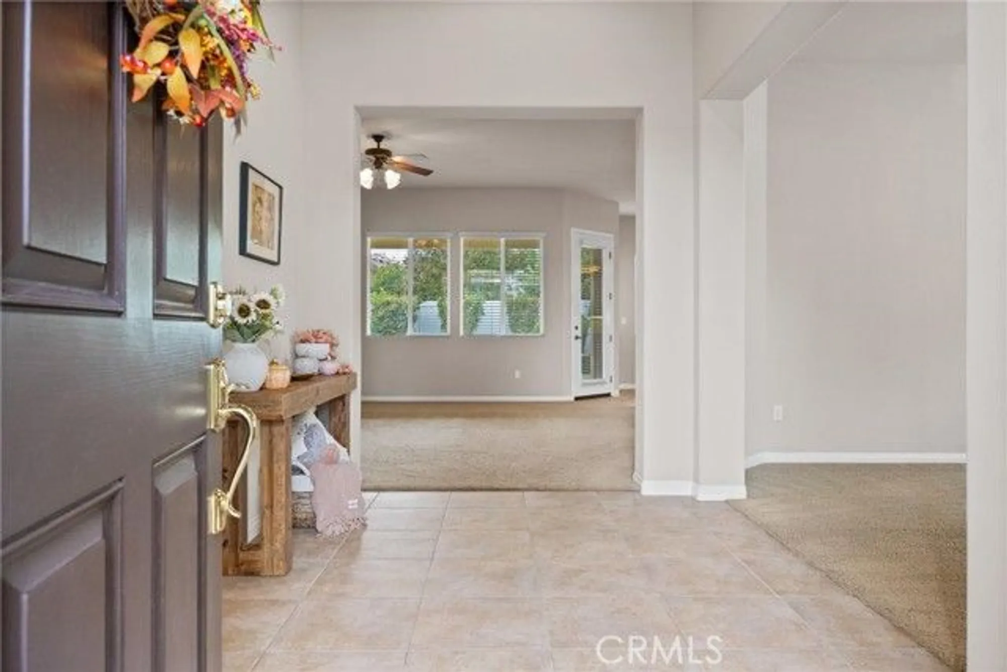 Property Slideshow image 6 of 53 | 307 coachman way, Bakersfield, CA, 93312