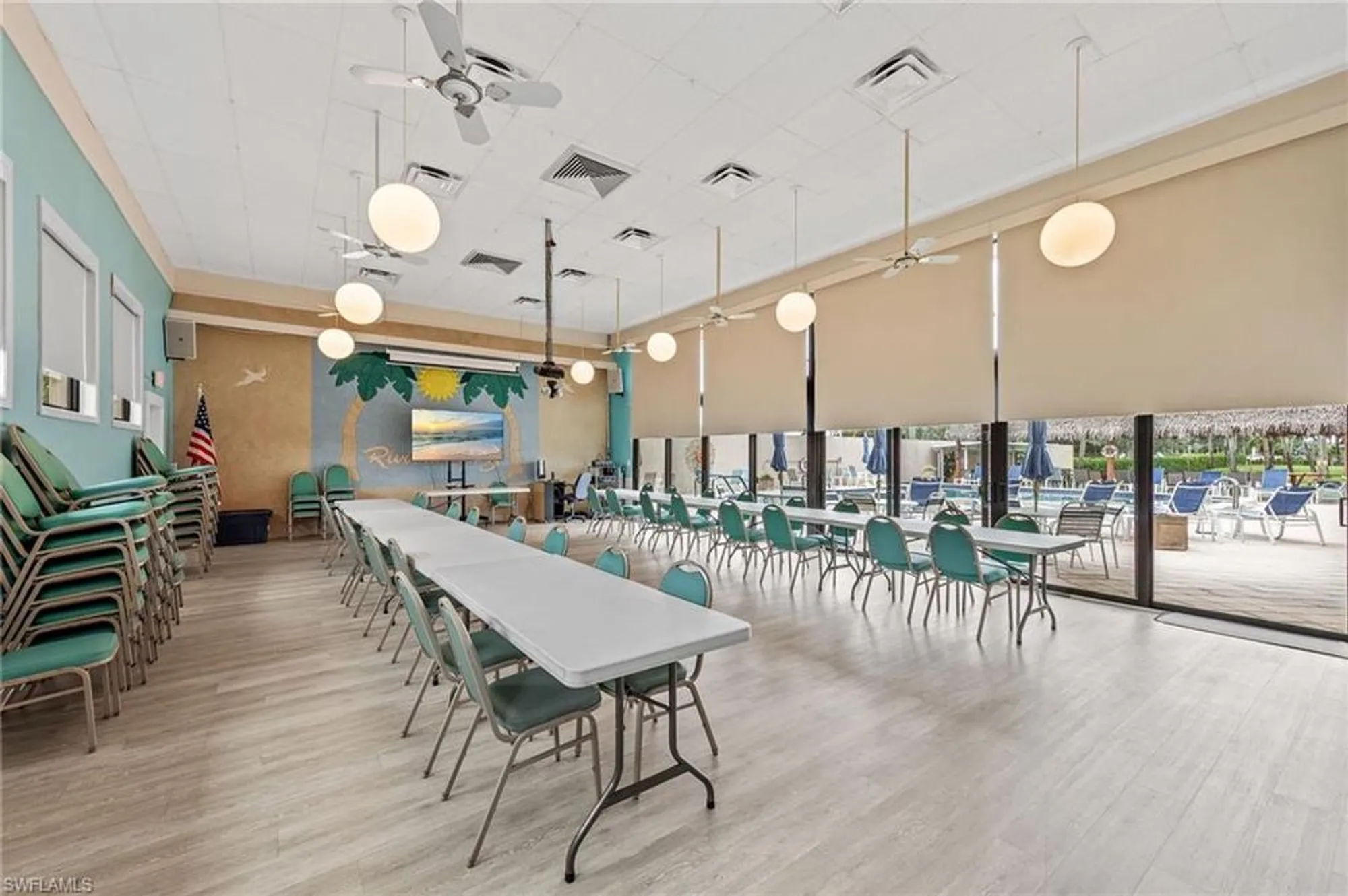 Property Slideshow image 32 of 40 | 16 san remo cir, Naples, FL, 34112