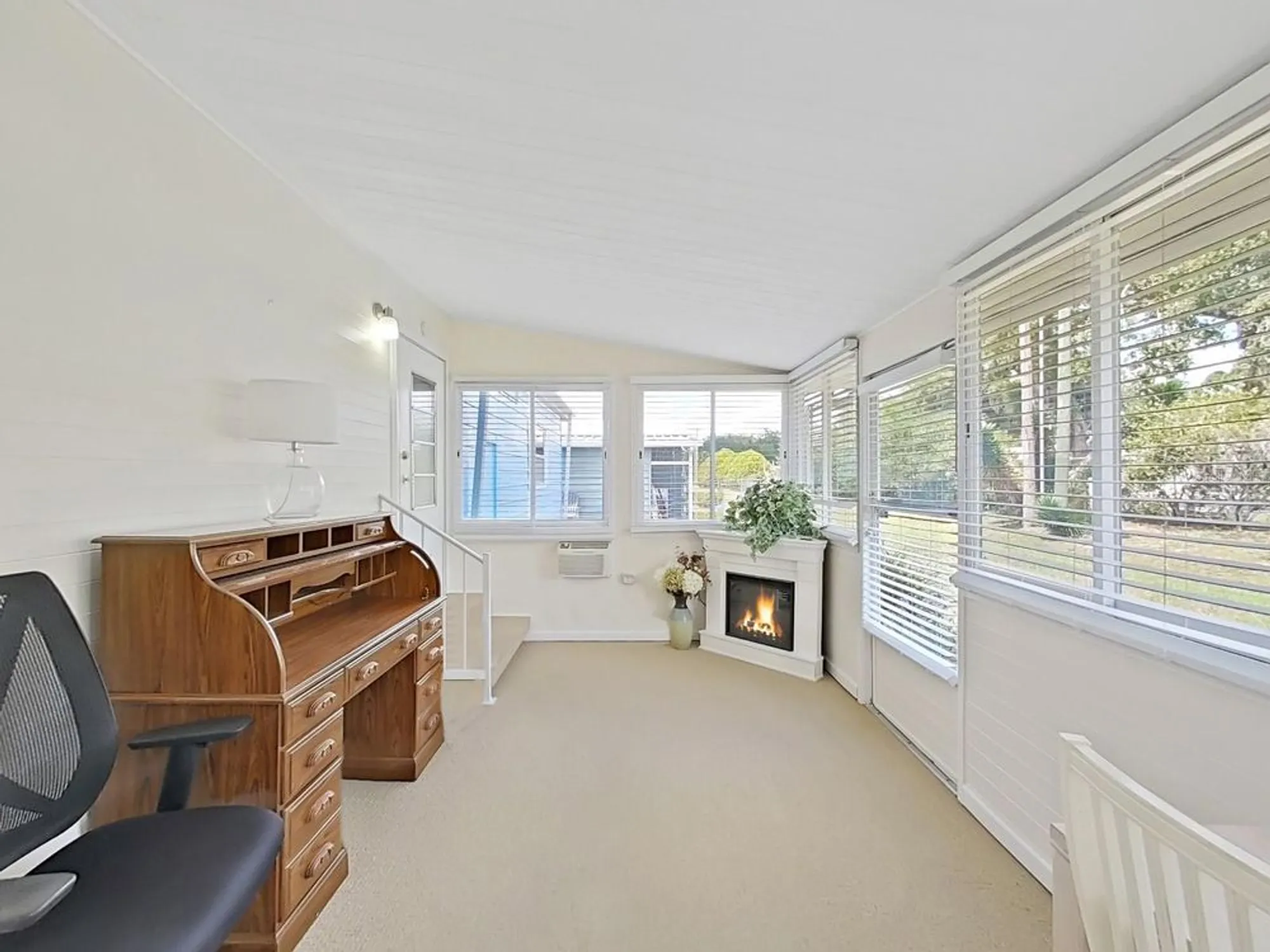 Property Slideshow image 36 of 48 | 4859 foxwood blvd, Lakeland, FL, 33810