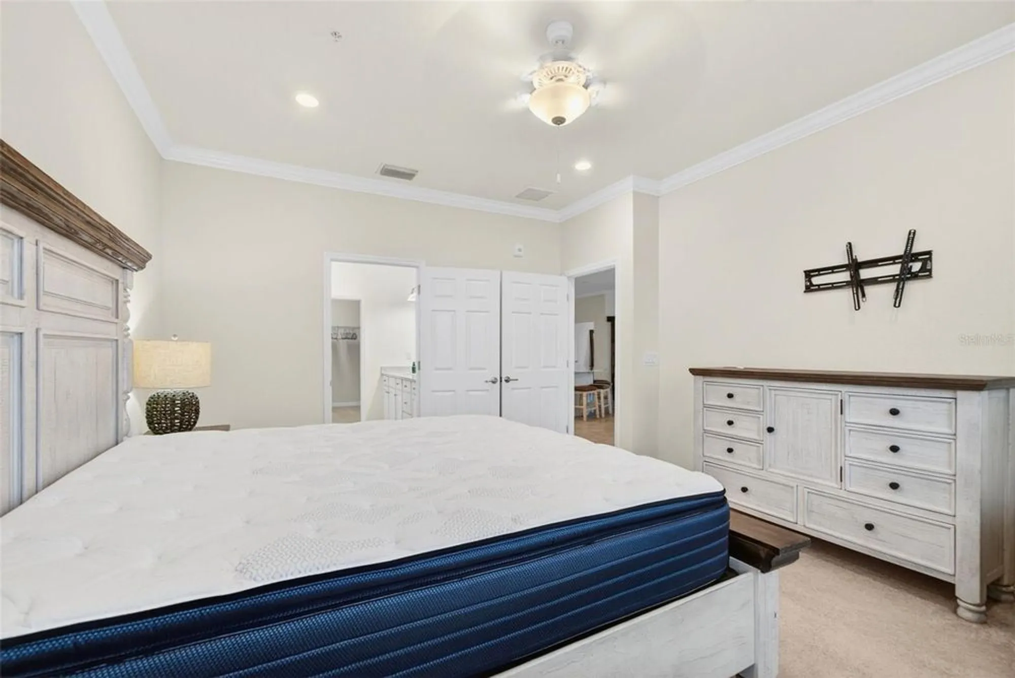 Property Slideshow image 37 of 91 | 10047 crooked creek dr 201, Venice, FL, 34293