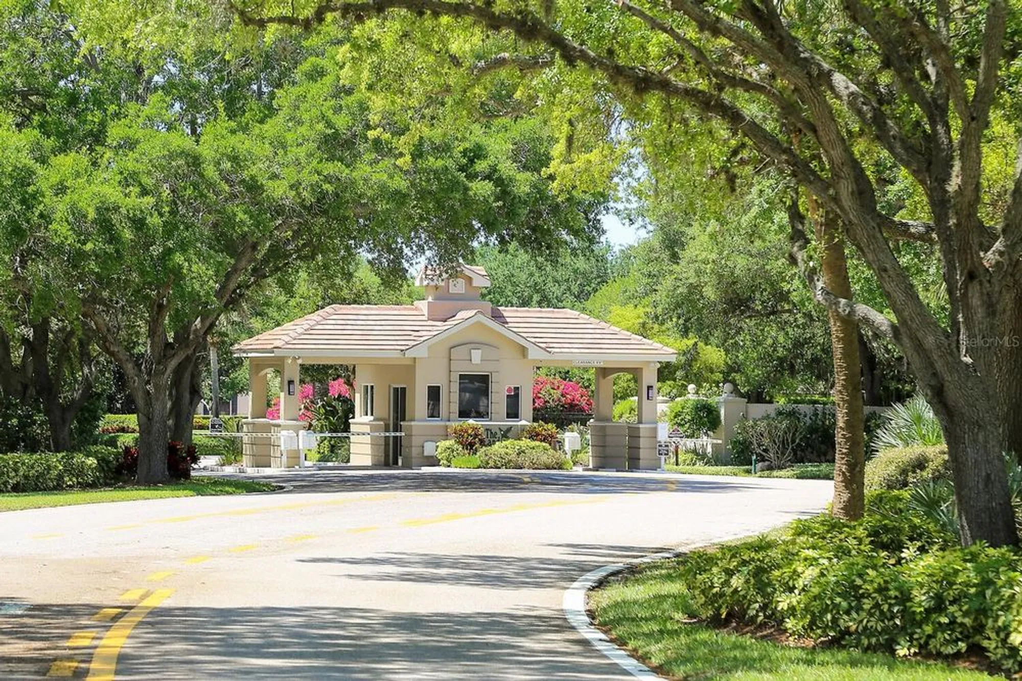 Property Slideshow image 43 of 54 | 1654 starling dr 201, Sarasota, FL, 34231