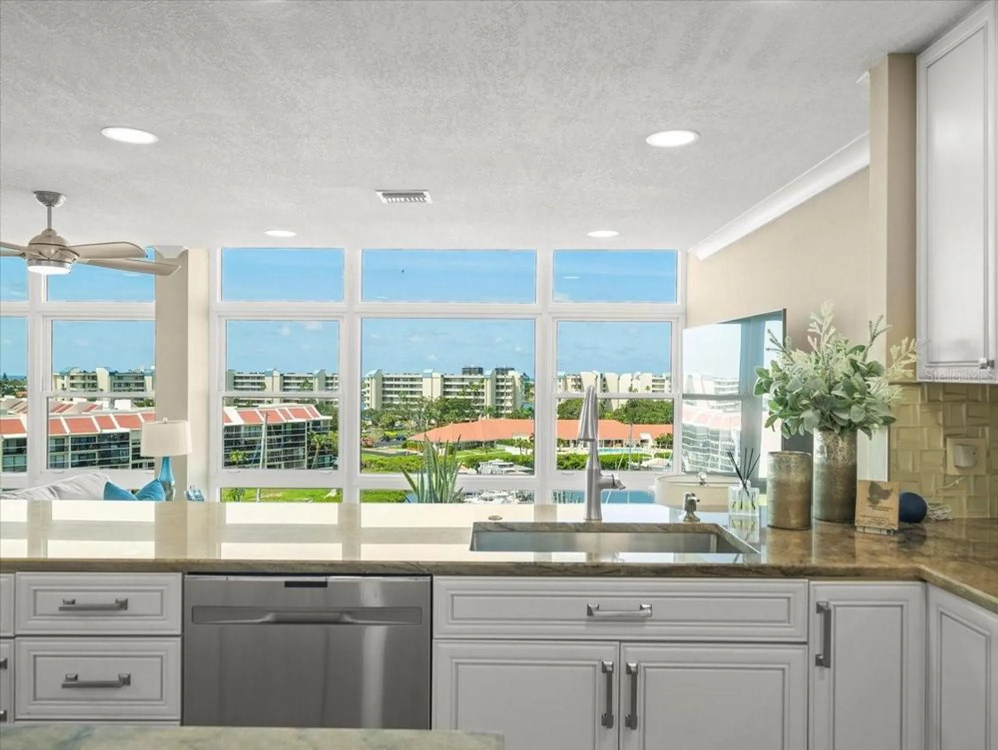 Property Slideshow image 19 of 74 | 7600 sun island dr ph 804, South Pasadena, FL, 33707