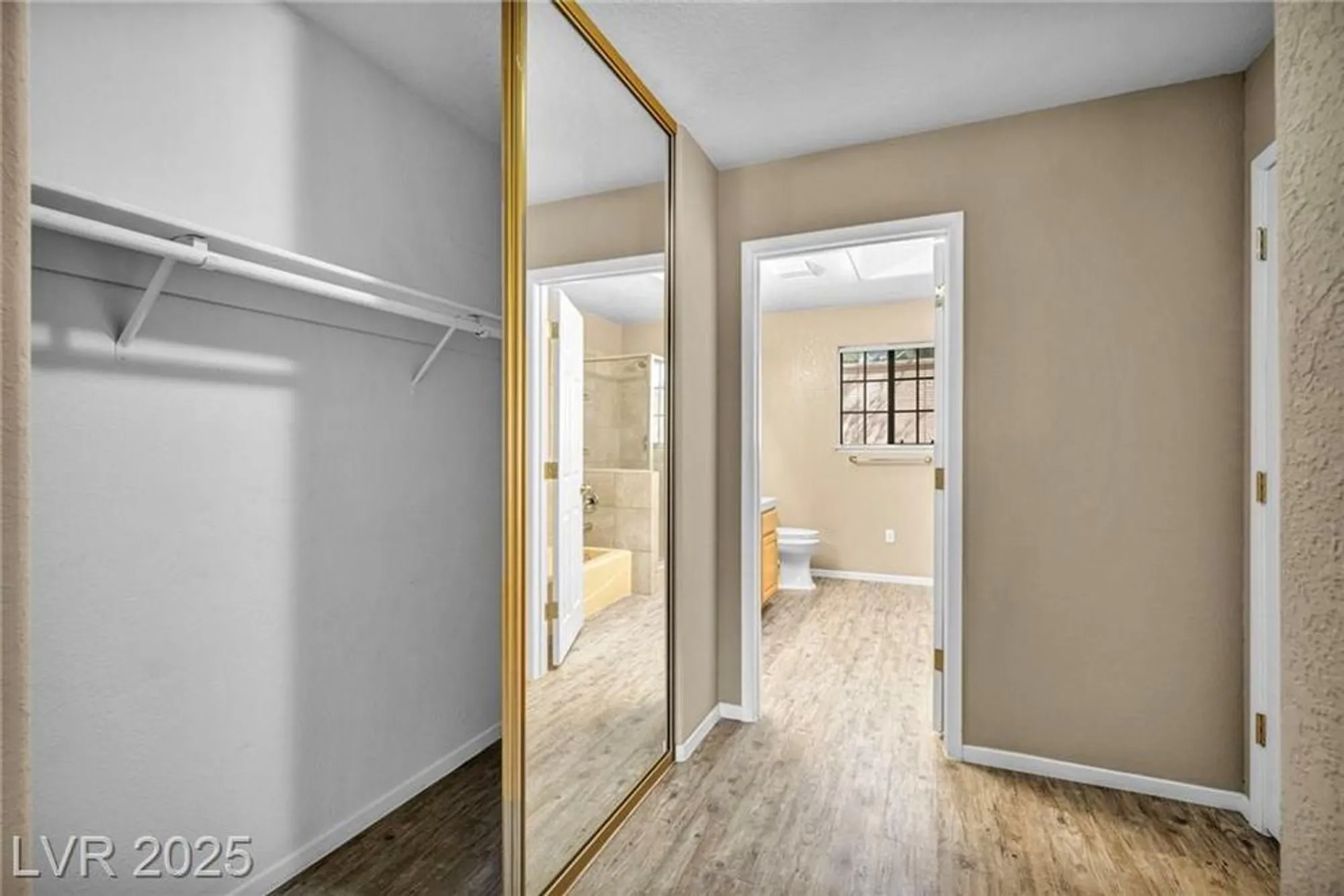 Property Slideshow image 18 of 44 | 2851 s valley view blvd unit 1025, Las Vegas, NV, 89102