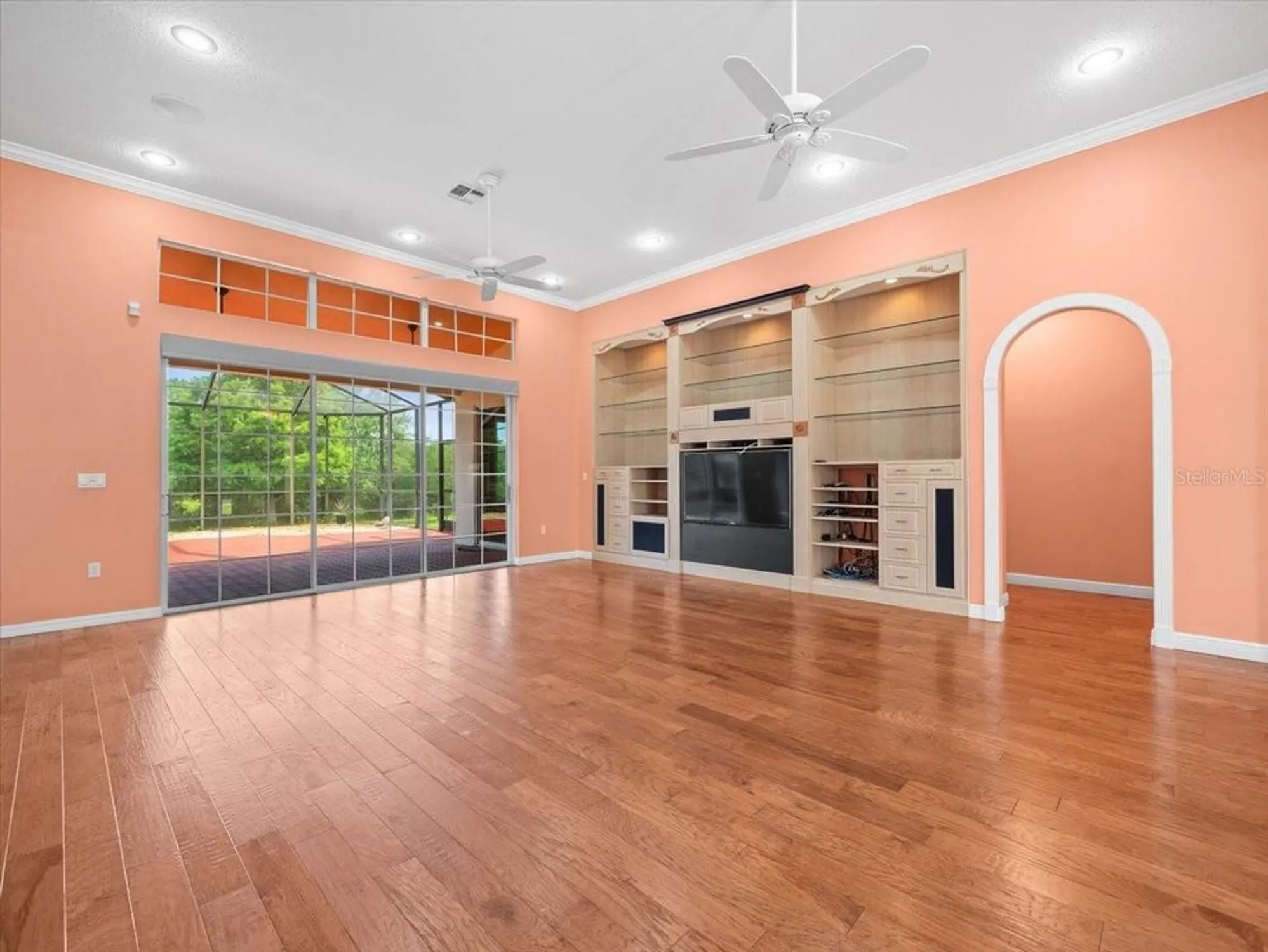 Property Slideshow image 12 of 58 | 8698 mississippi run, Weeki Wachee, FL, 34613