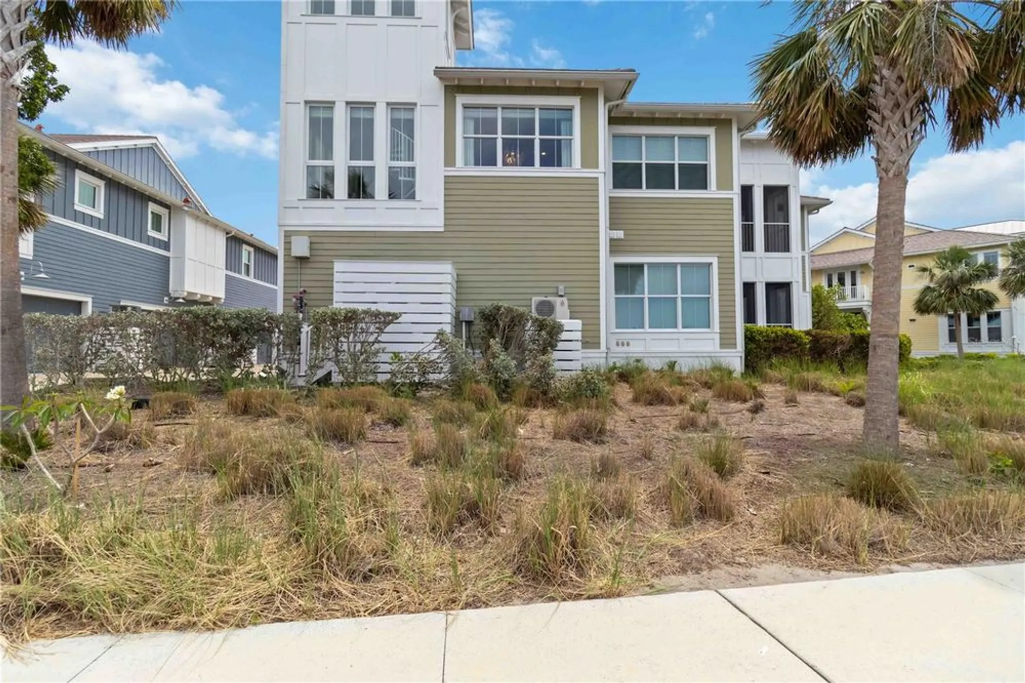 Property Slideshow image 28 of 88 | 230 sapphire lake dr unit 201, Bradenton, FL, 34209