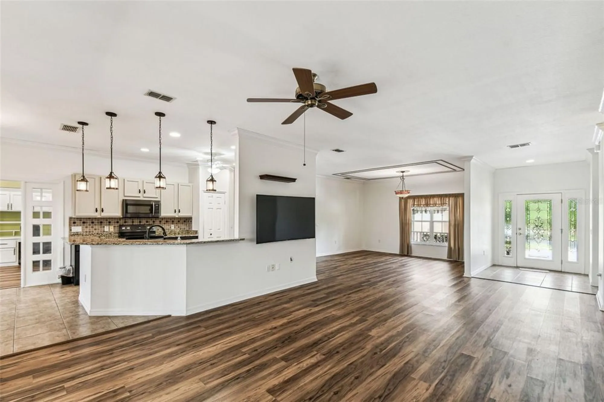 Property Slideshow image 11 of 68 | 759 glendora rd, Kissimmee, FL, 34759