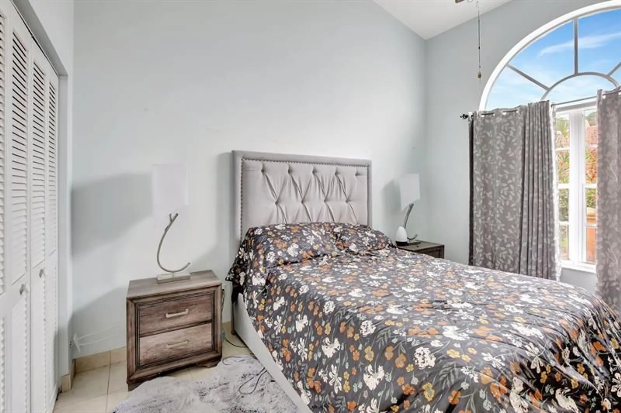 Property Slideshow image 32 of 41 | 9720 malvern dr, Tamarac, FL, 33321