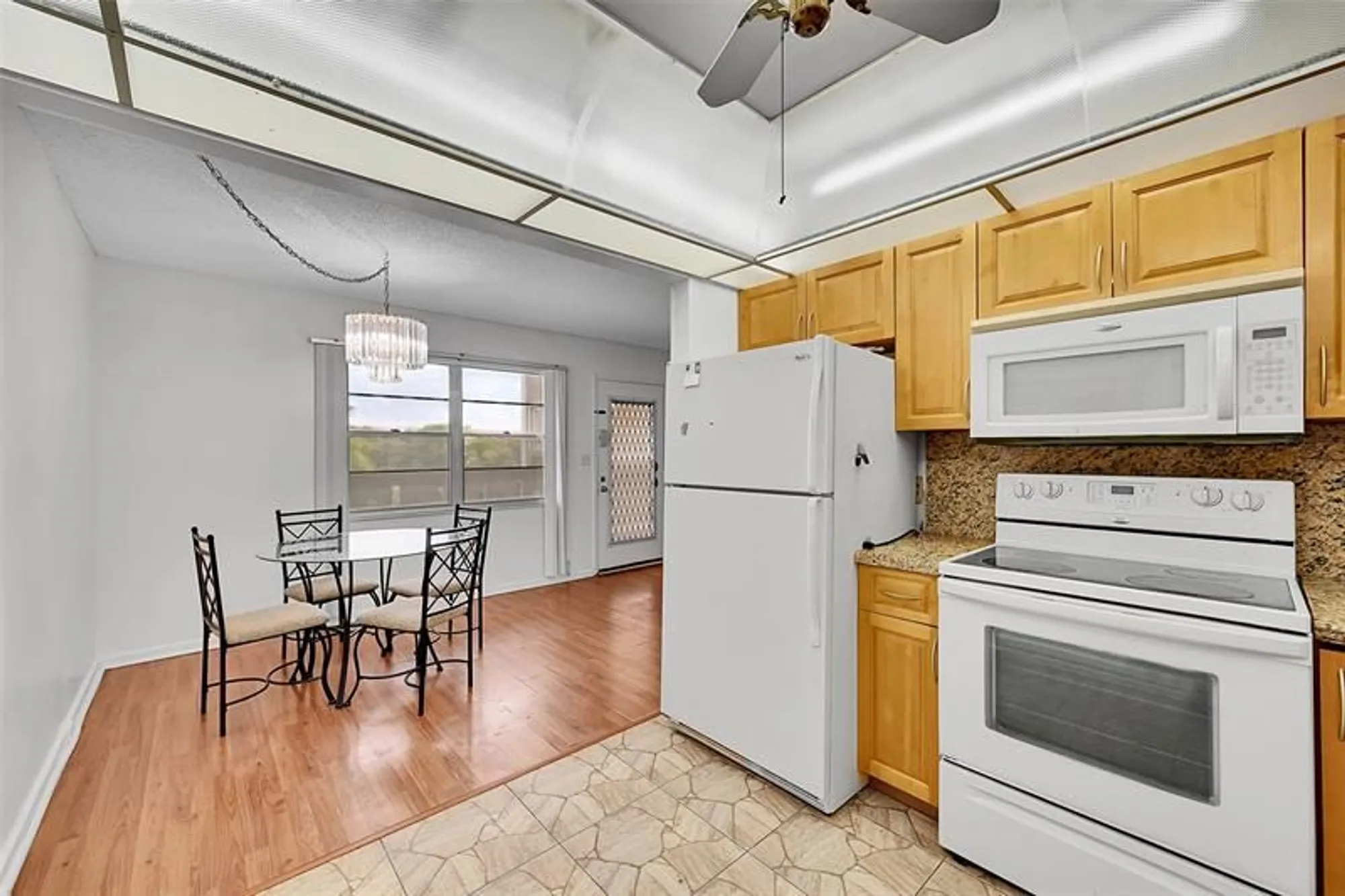 Property Slideshow image 15 of 27 | 1901 bermuda cir l3, Coconut Creek, FL, 33066