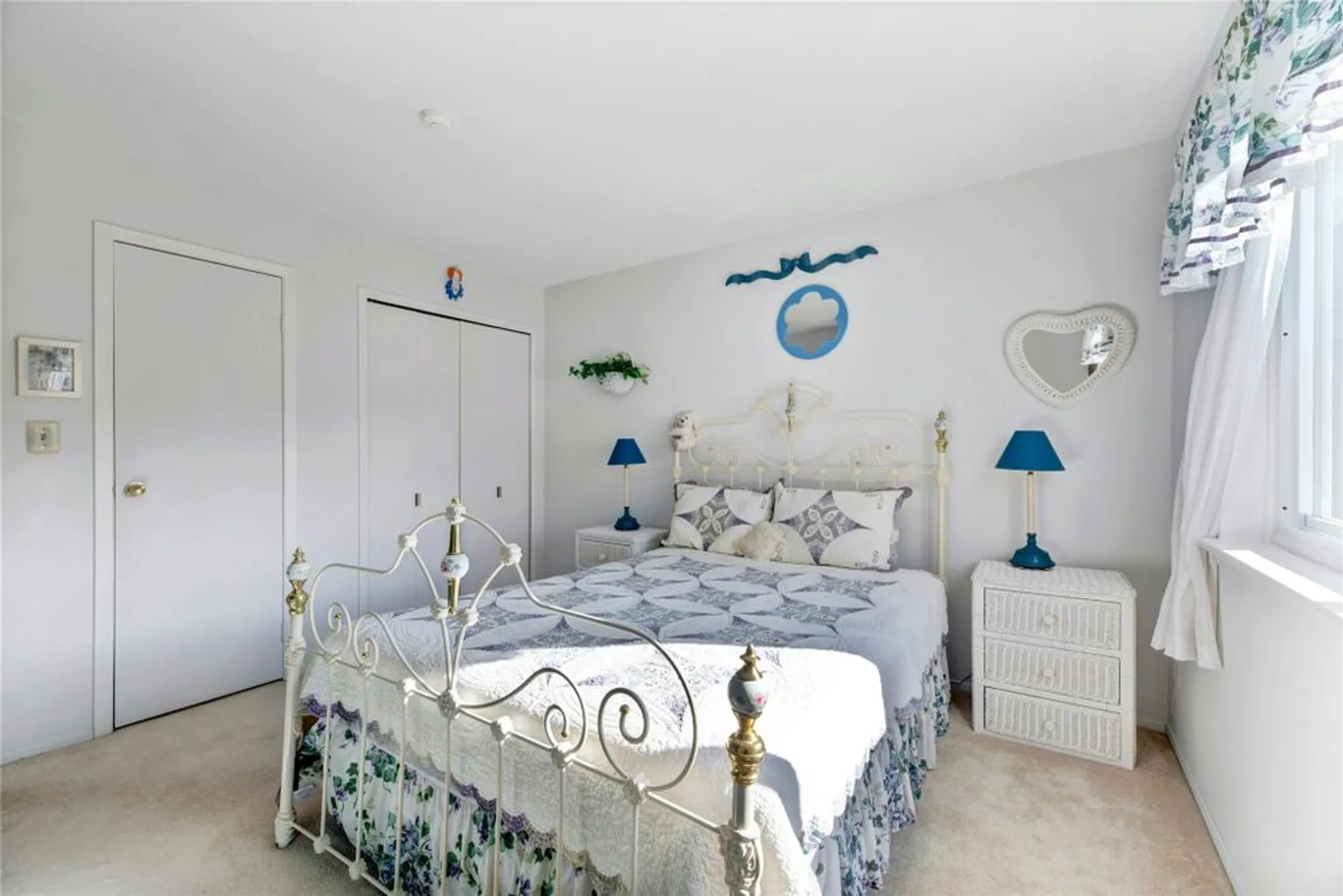 Property Slideshow image 18 of 25 | 107 e midland pond ct, Moriches, NY, 11955